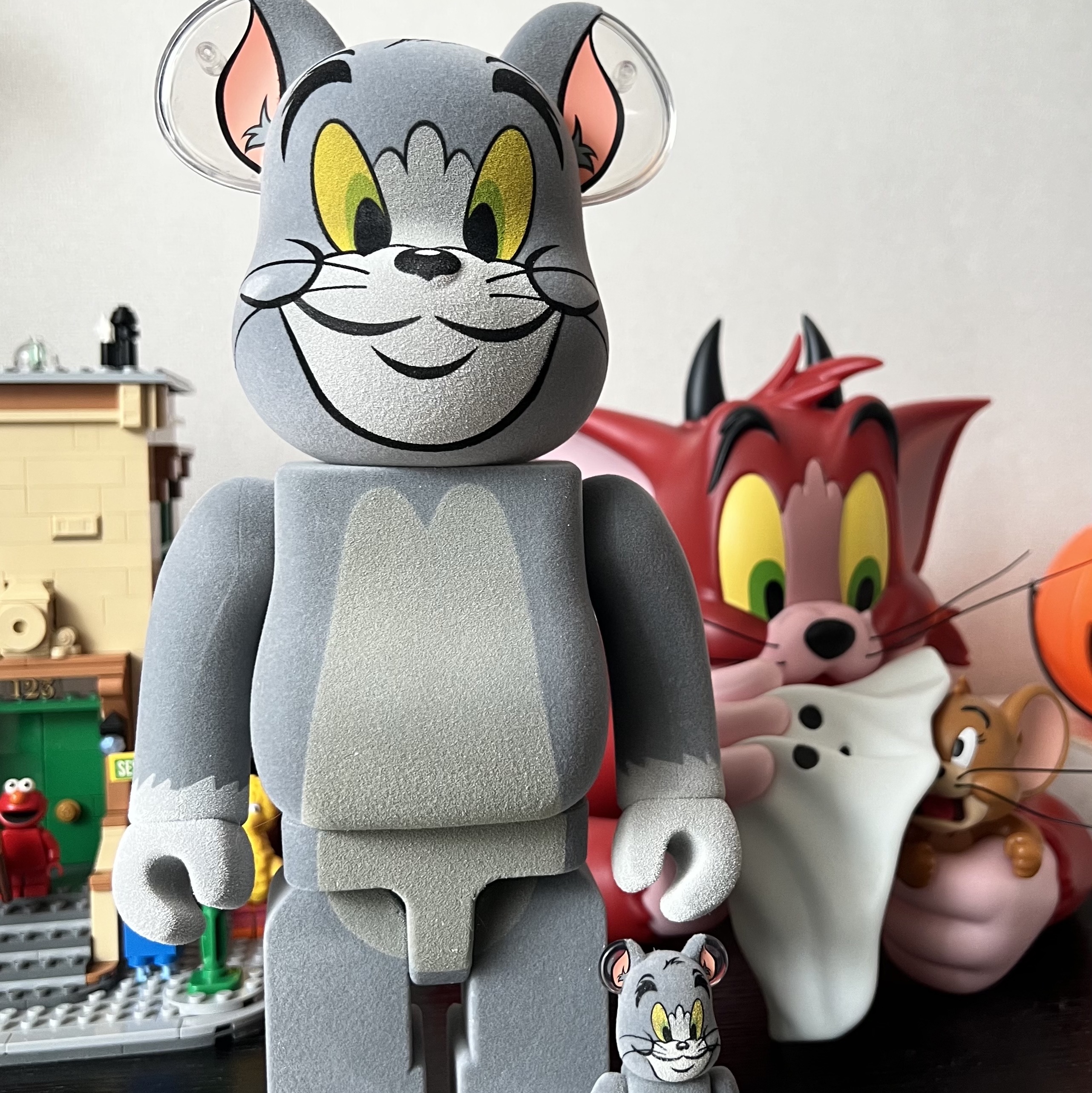 Bearbrick Tom & Jerry Tom Flocky Ver. 100% & 400% Set 착용 스타일