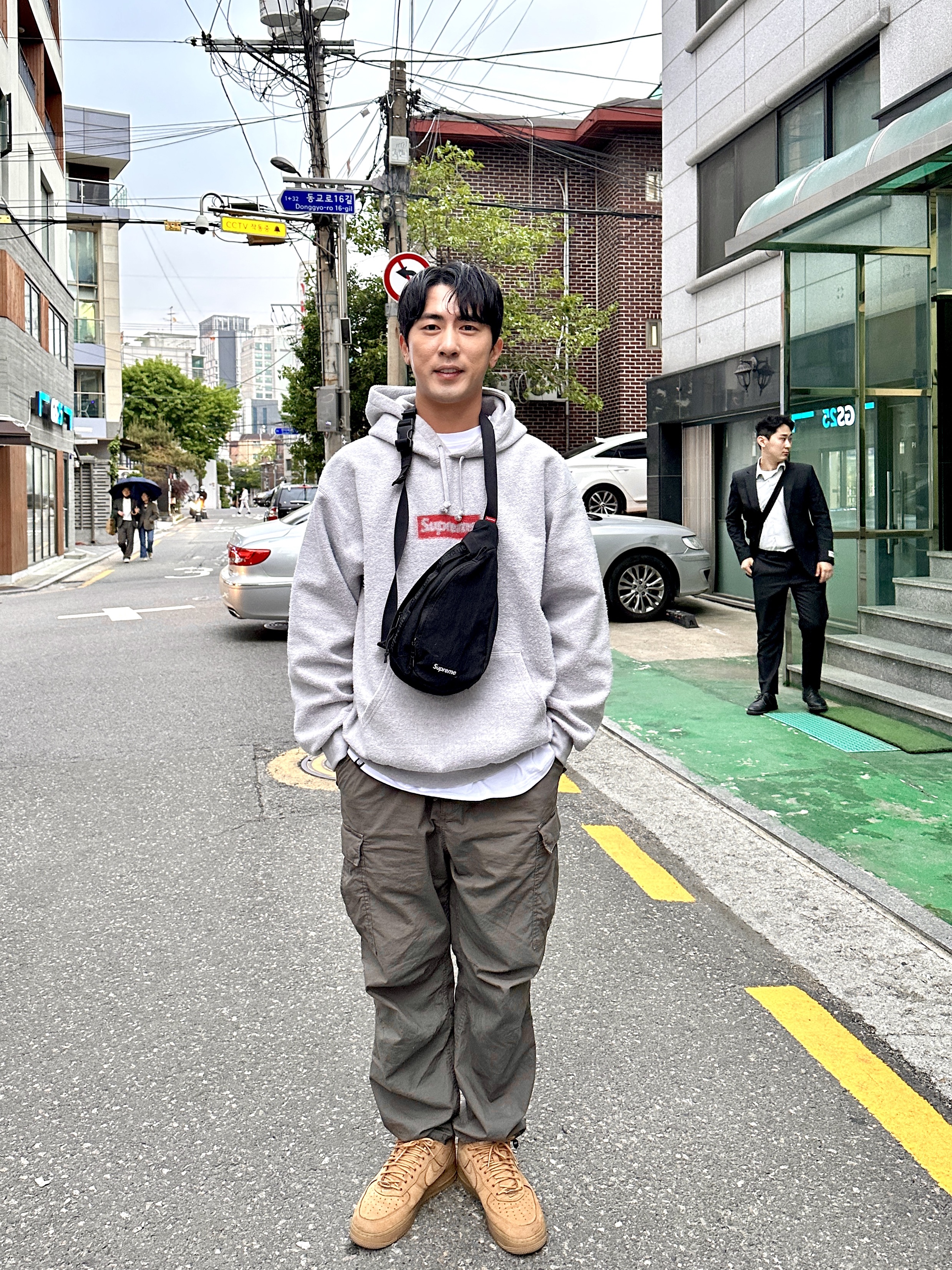 Supreme Inside Out Box Logo Hooded Sweatshirt Heather Grey - 23SS, Nike x Supreme Air Force 1 Low Flax 착용 스타일