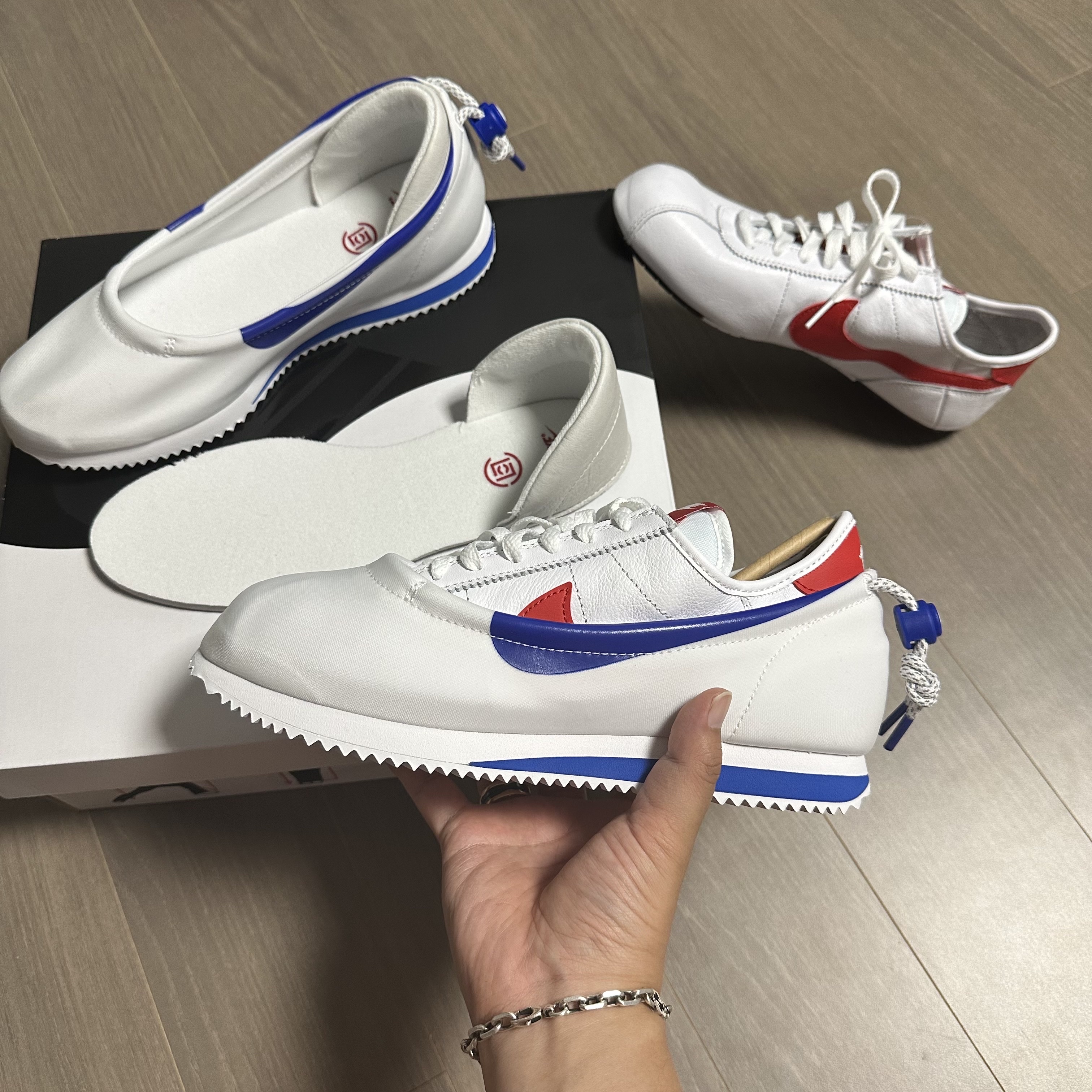 Nike x Clot Cortez SP White and Game Royal 착용 스타일 - 1