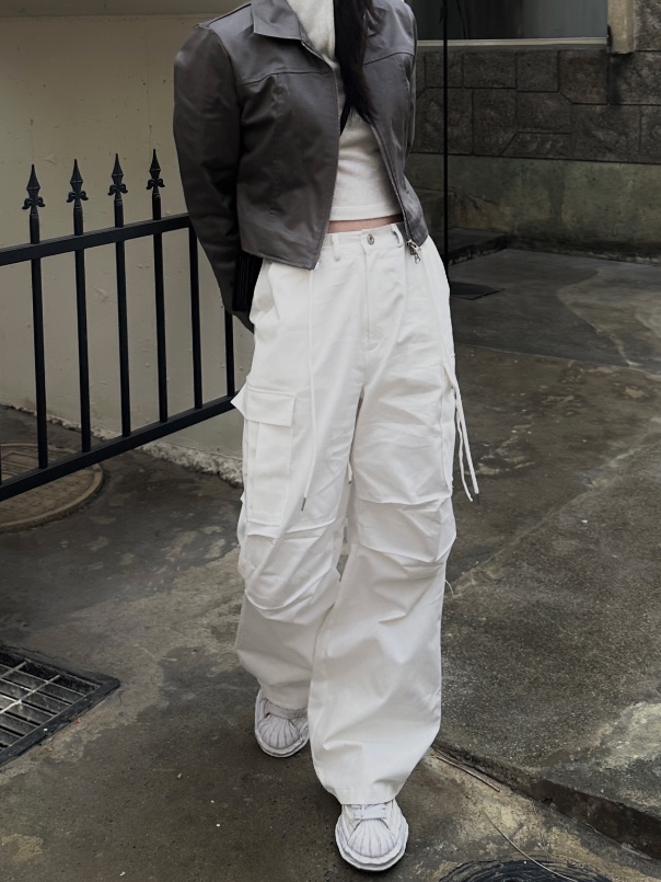 Maison Mihara Yasuhiro Blakey OG Sole Canvas Low-top Sneakers White 착용 스타일 - 1