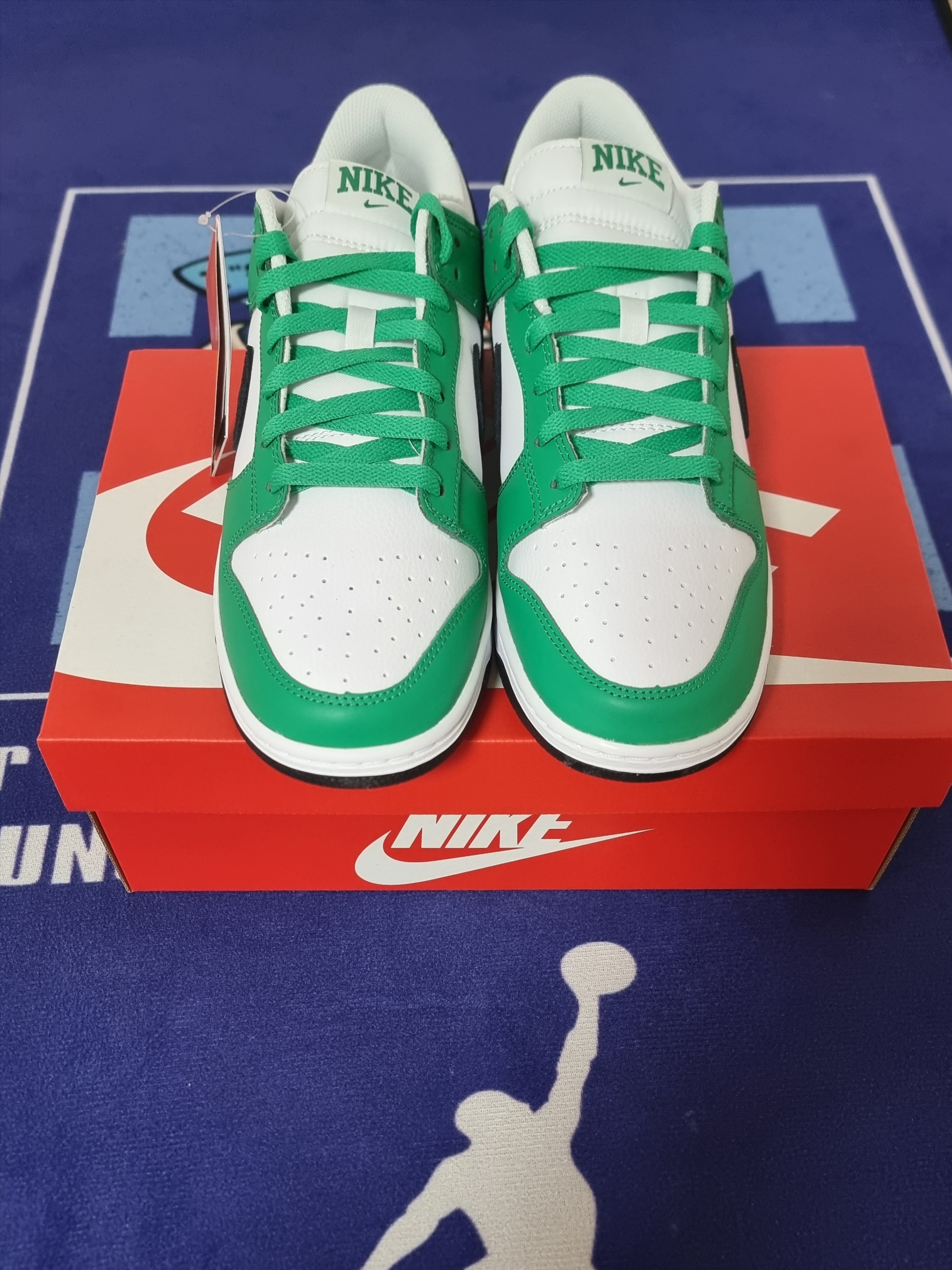 Nike Dunk Low White Green 착용 스타일 - 1
