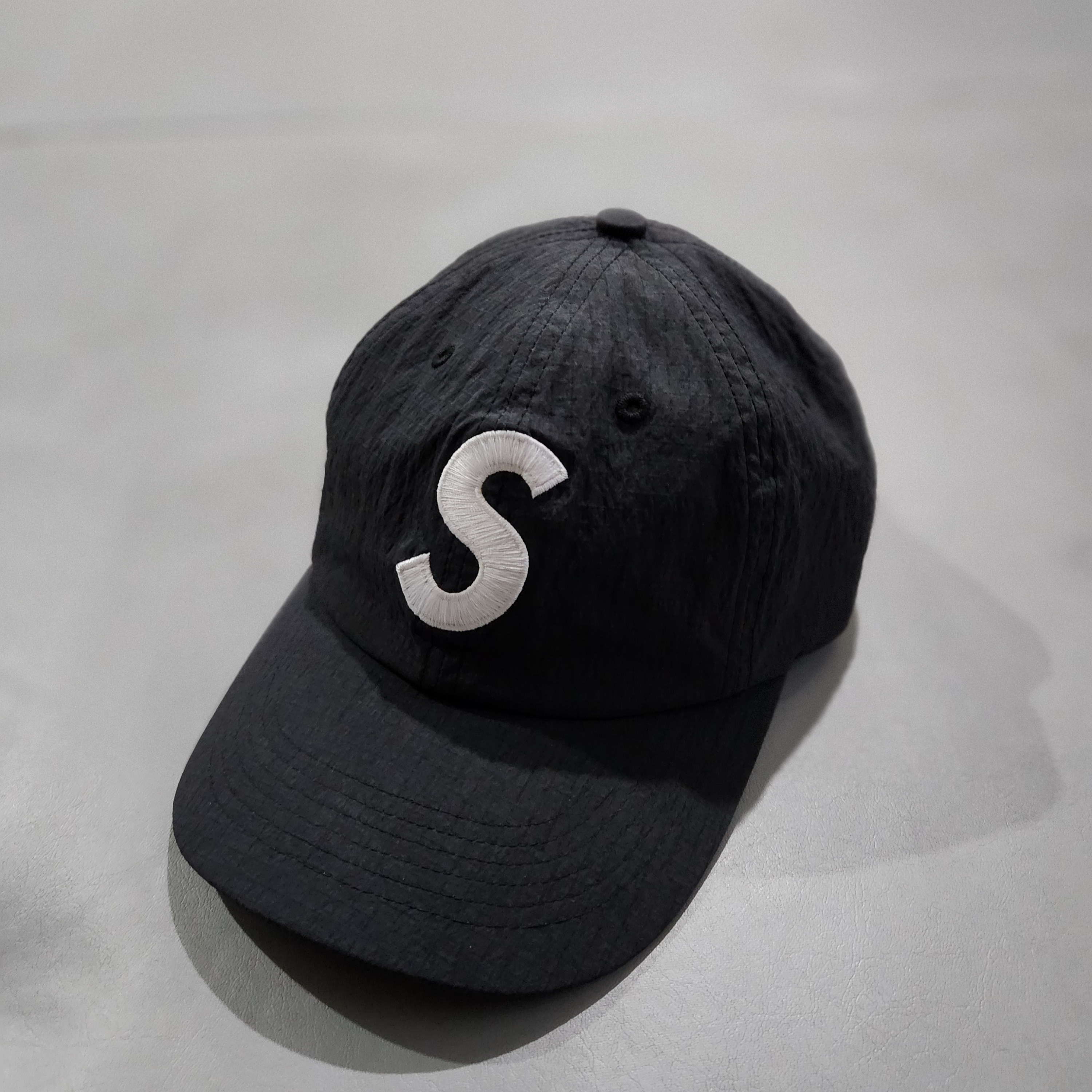 Supreme Cordura Ripstop S Logo 6-Panel Black - 23SS 착용 스타일