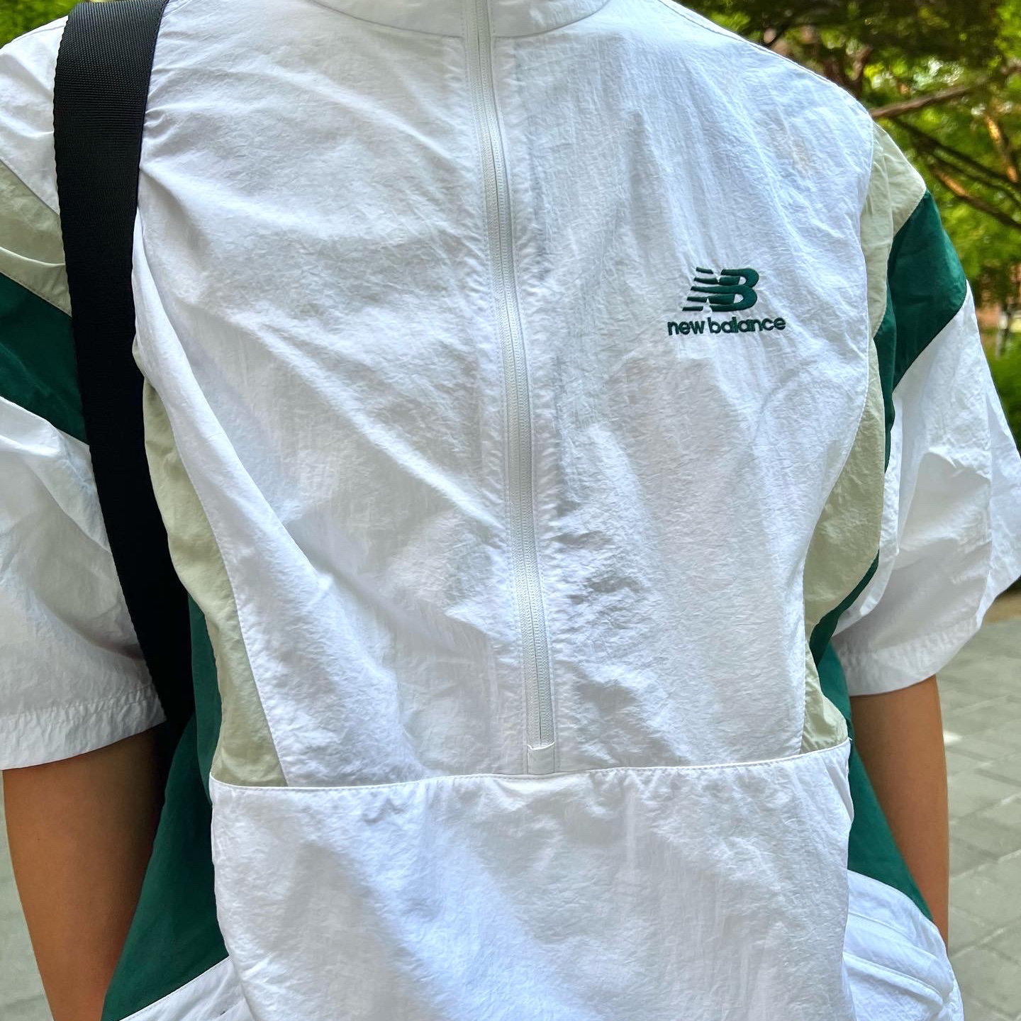 New Balance x Thisisneverthat 860v2 White, Apple Watch Hermes Series 8 45mm Silver Stainless Steel Case with Single Tour Vert Rousseau (Korean Ver.) 착용 스타일 - 3