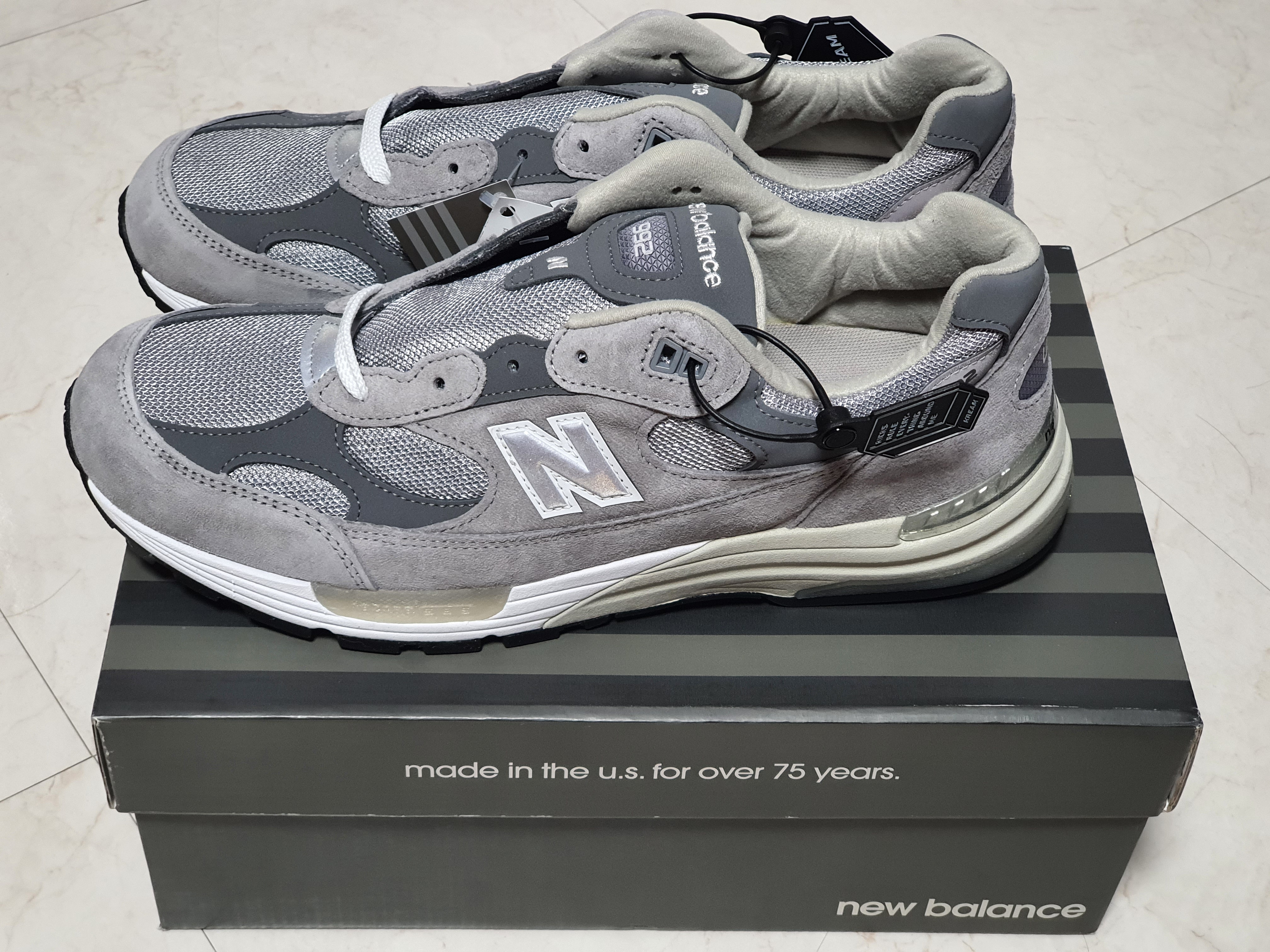 New Balance 992 Made in USA Grey - D Standard 착용 스타일