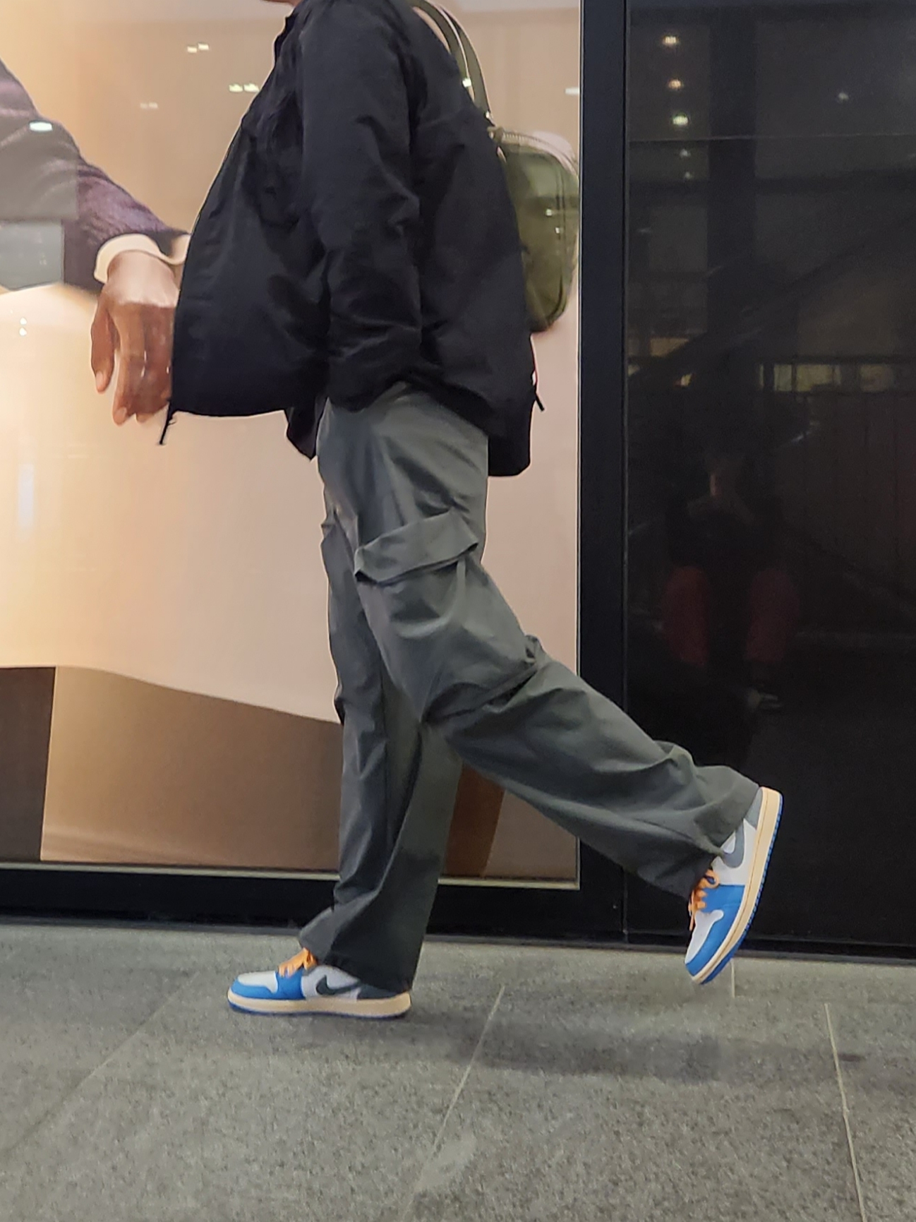Jordan 1 Low SE Tokyo 96 착용 스타일