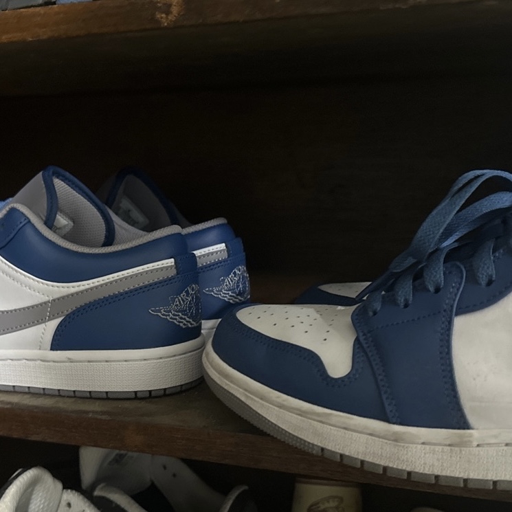 Jordan 1 Low True Blue Cement Grey 착용 스타일