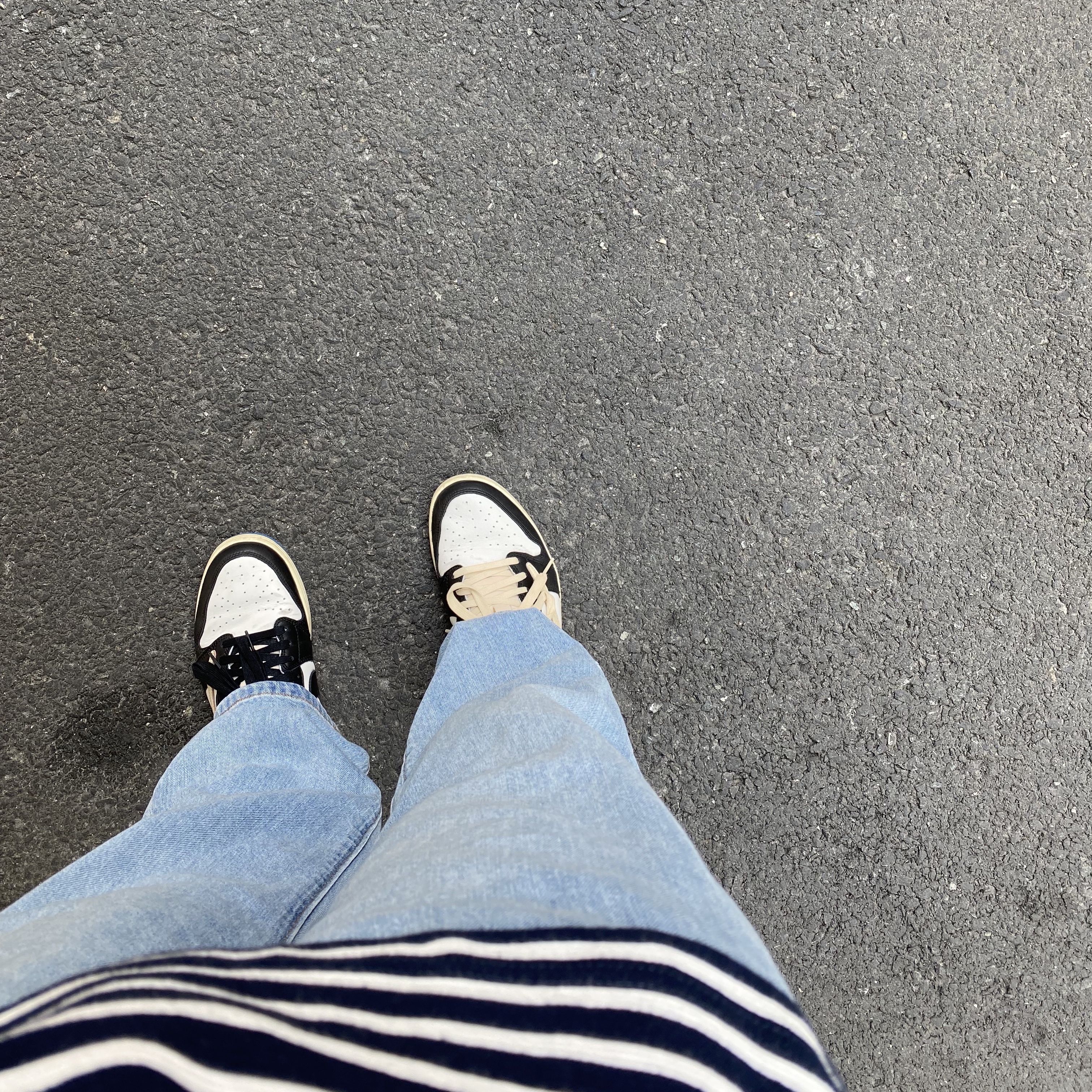 Jordan 1 x Travis Scott x Fragment Retro Low OG SP Military Blue 착용 스타일