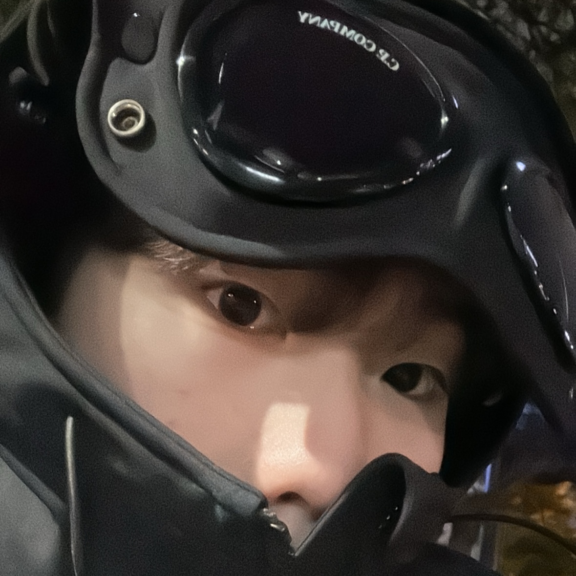 C.P. Company Shell-R Goggle Jacket Black - 22FW 착용 스타일
