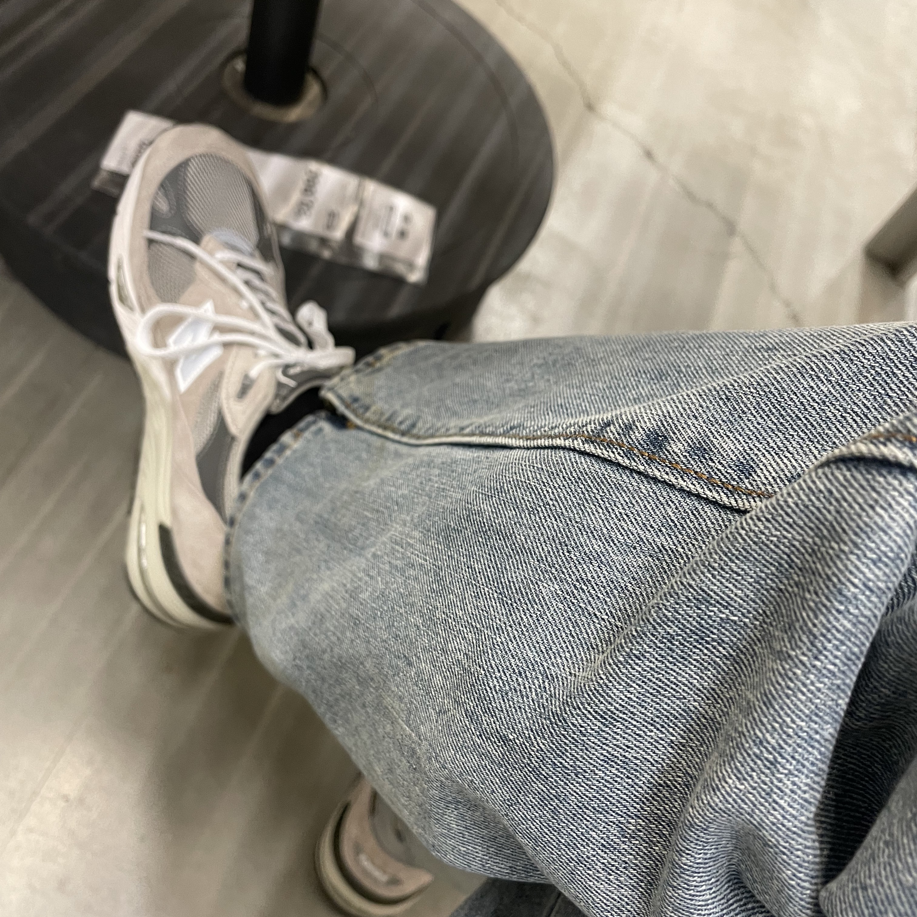 New Balance 991 Made in UK Grey 착용 스타일