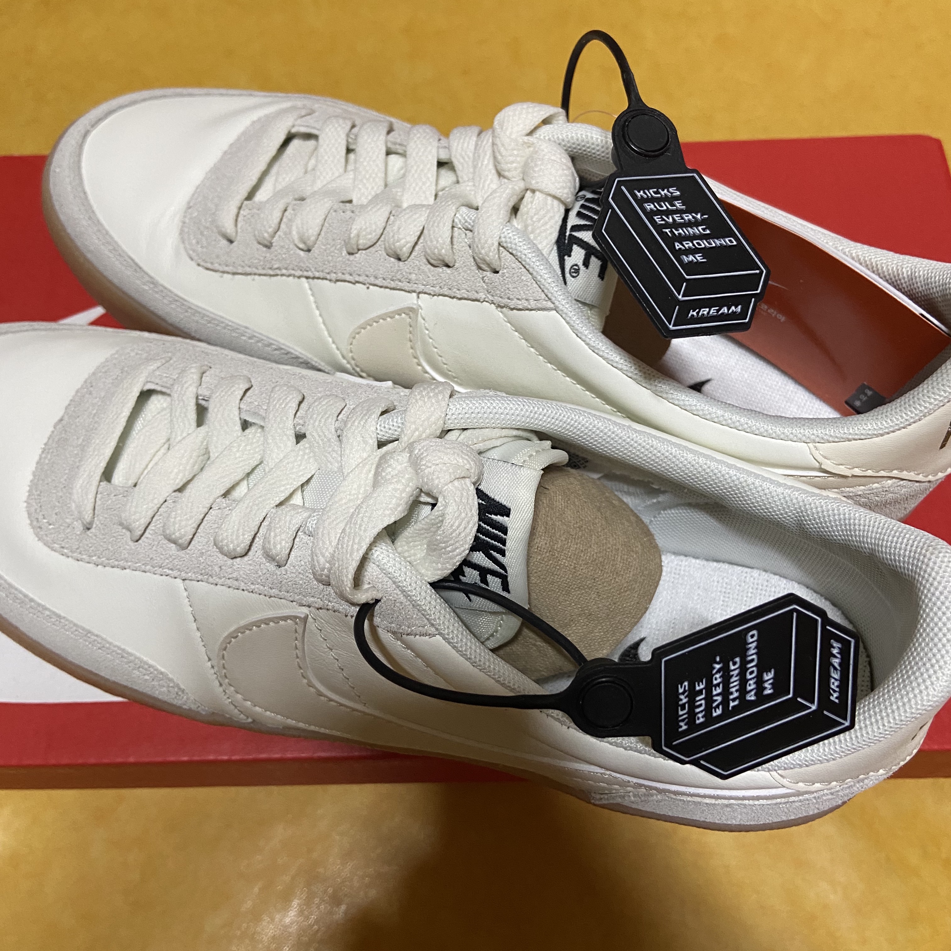 Nike Killshot 2 Leather Sail Gum 착용 스타일 - 1