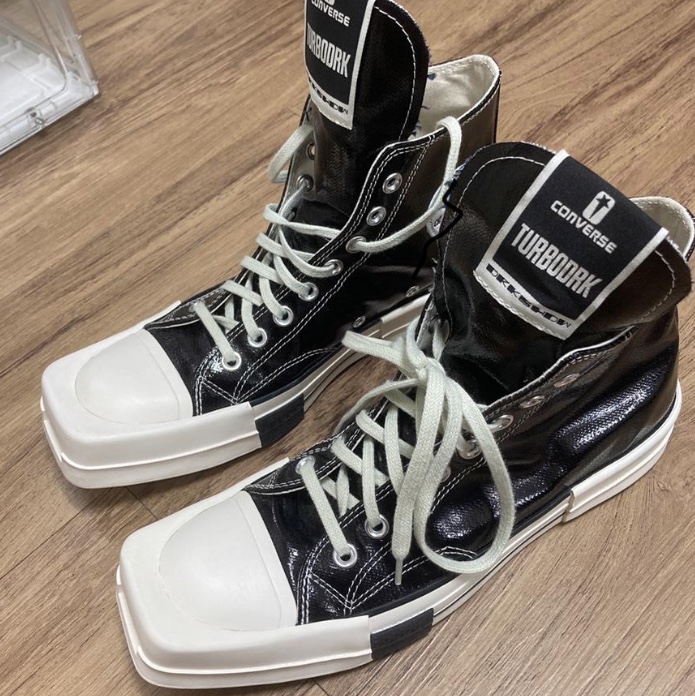Converse x Drkshdw Turbodrk Chuck 70 Hi Black Lacquered Denim 착용 스타일