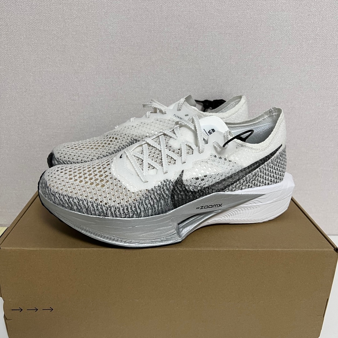 Nike ZoomX Vaporfly Next% 3 White Grey 착용 스타일