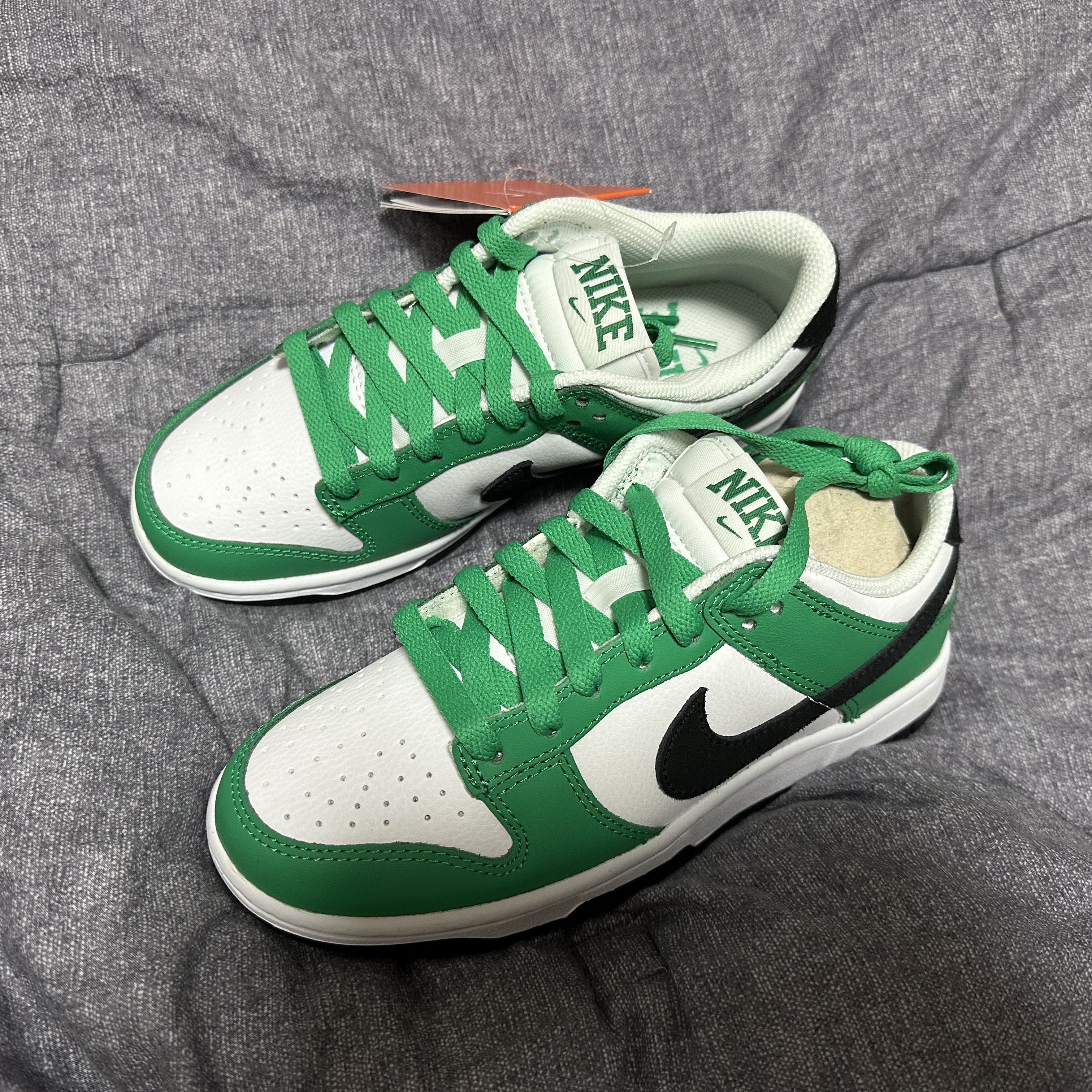 Nike Dunk Low White Green 착용 스타일 - 1