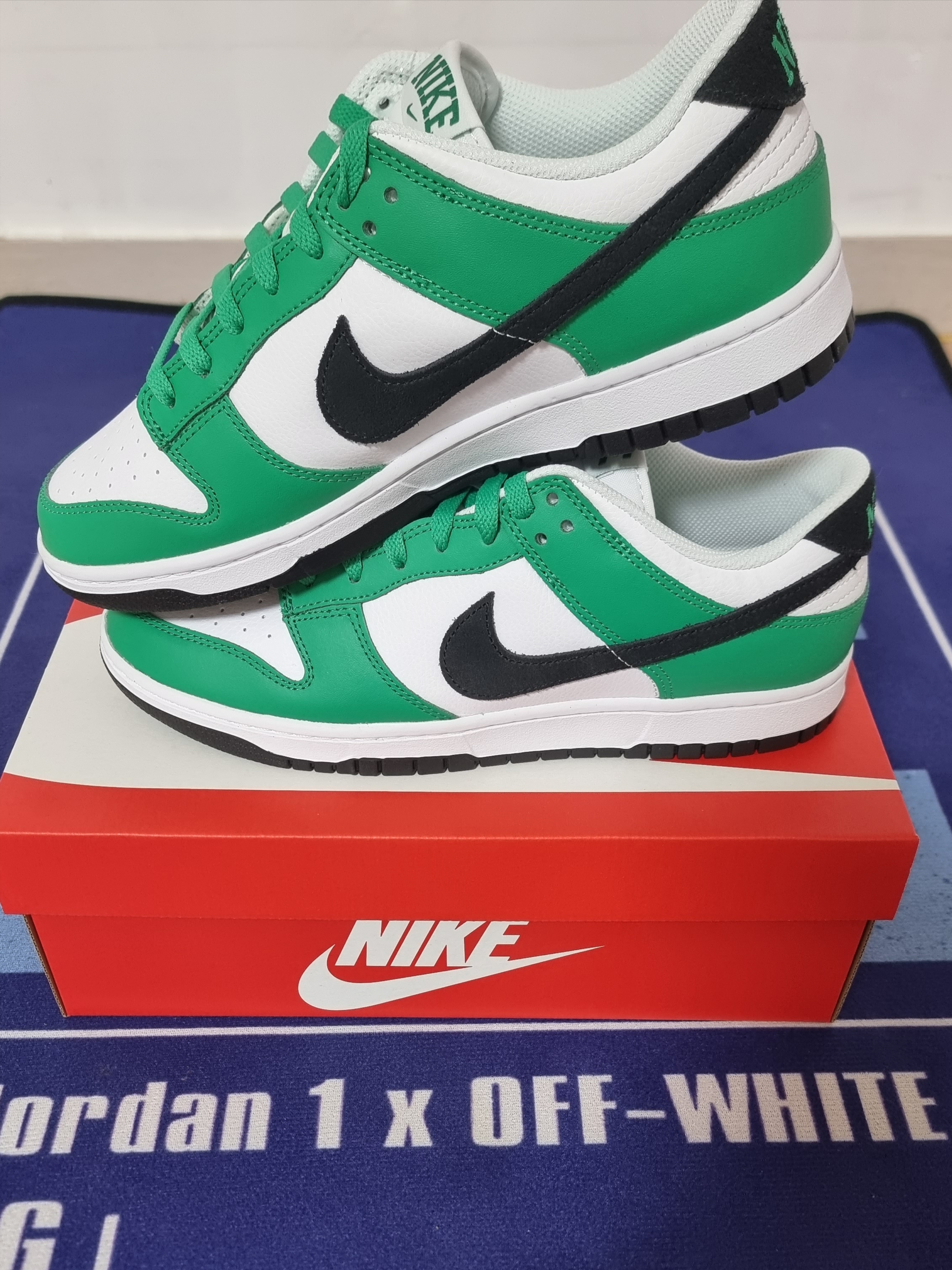 Nike Dunk Low White Green 착용 스타일 - 2