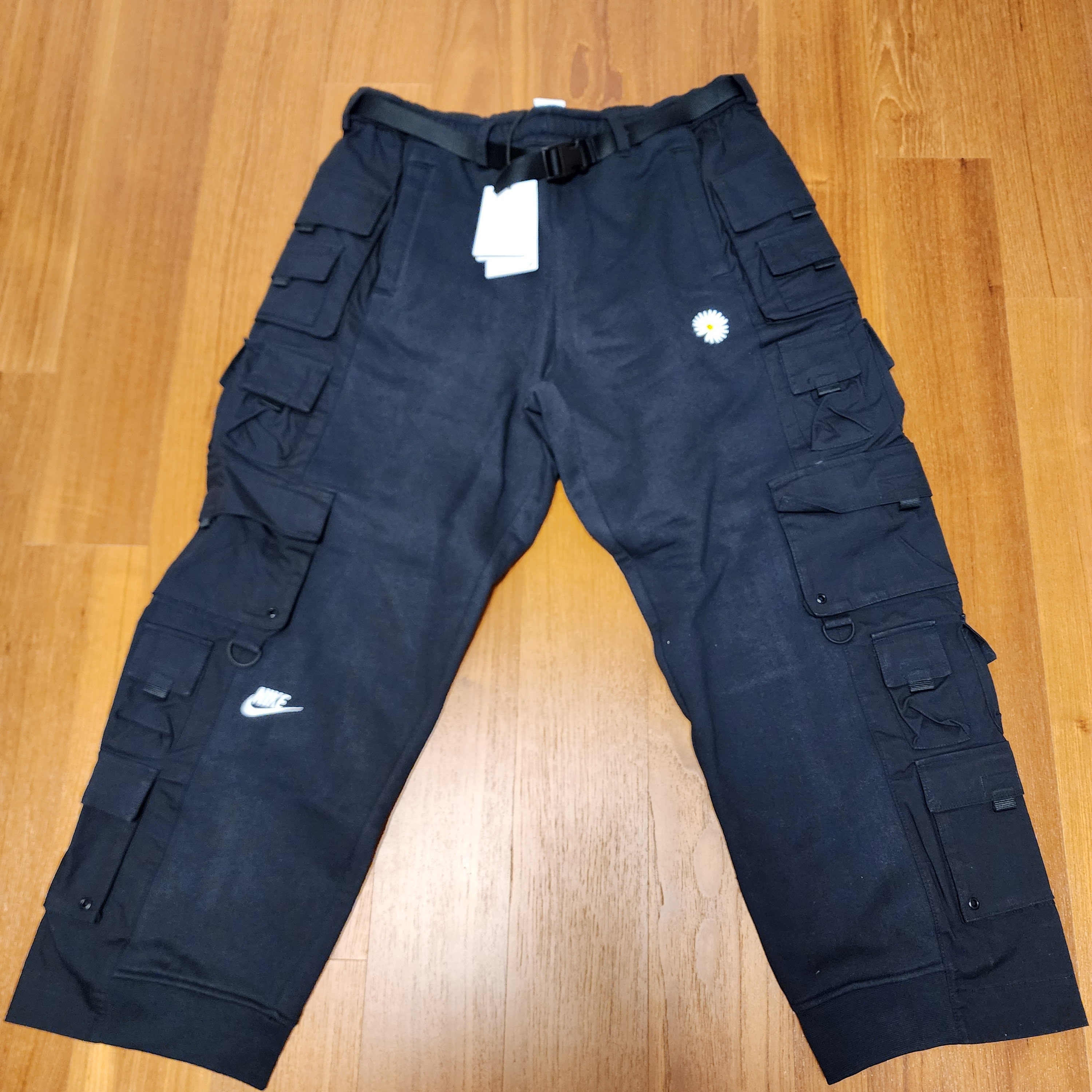 Nike x Peaceminusone Wide Pants Black (DR0096-010) 착용 스타일 - 1