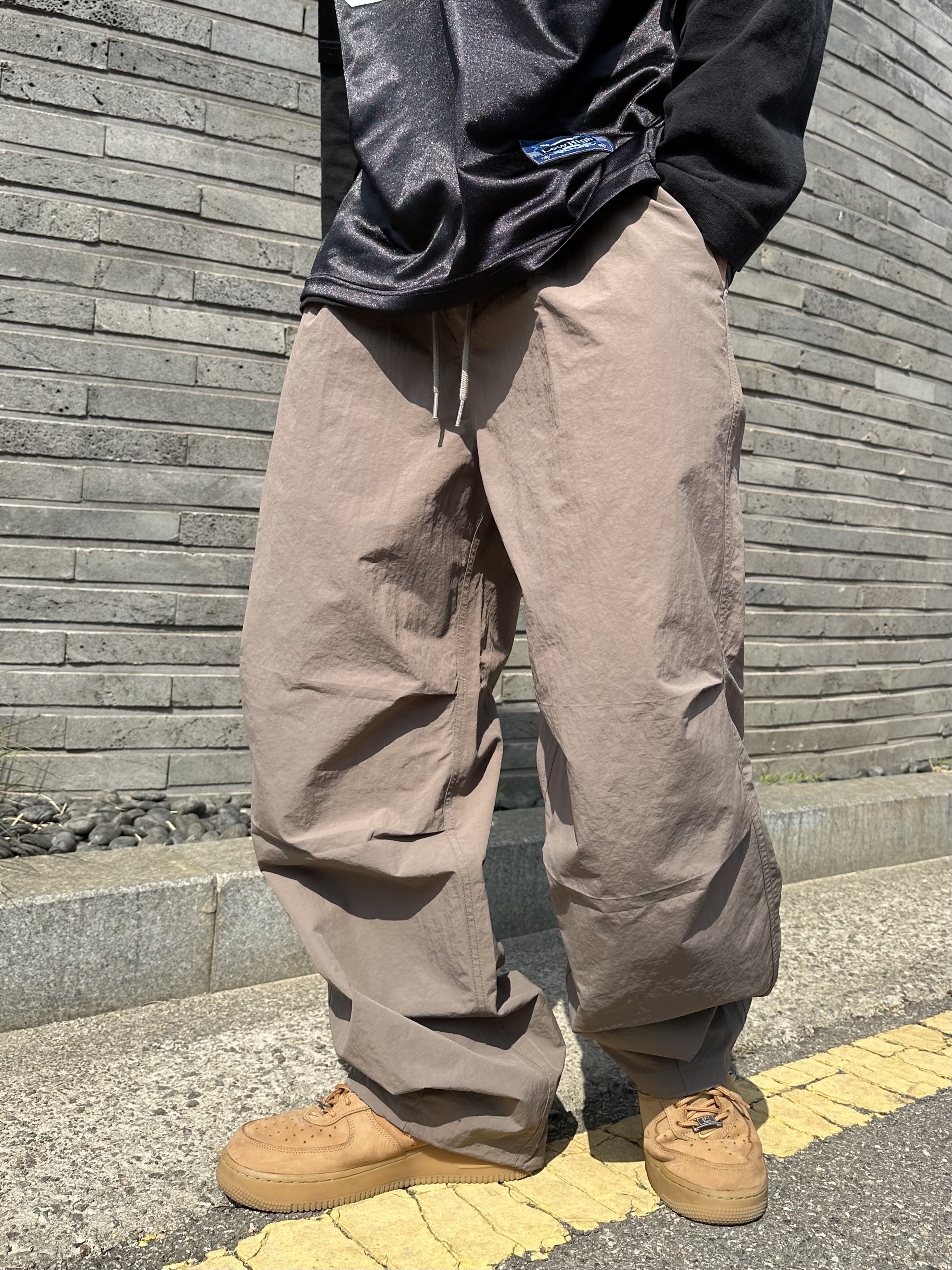 Nike x Supreme Air Force 1 Low Flax 착용 스타일 - 3