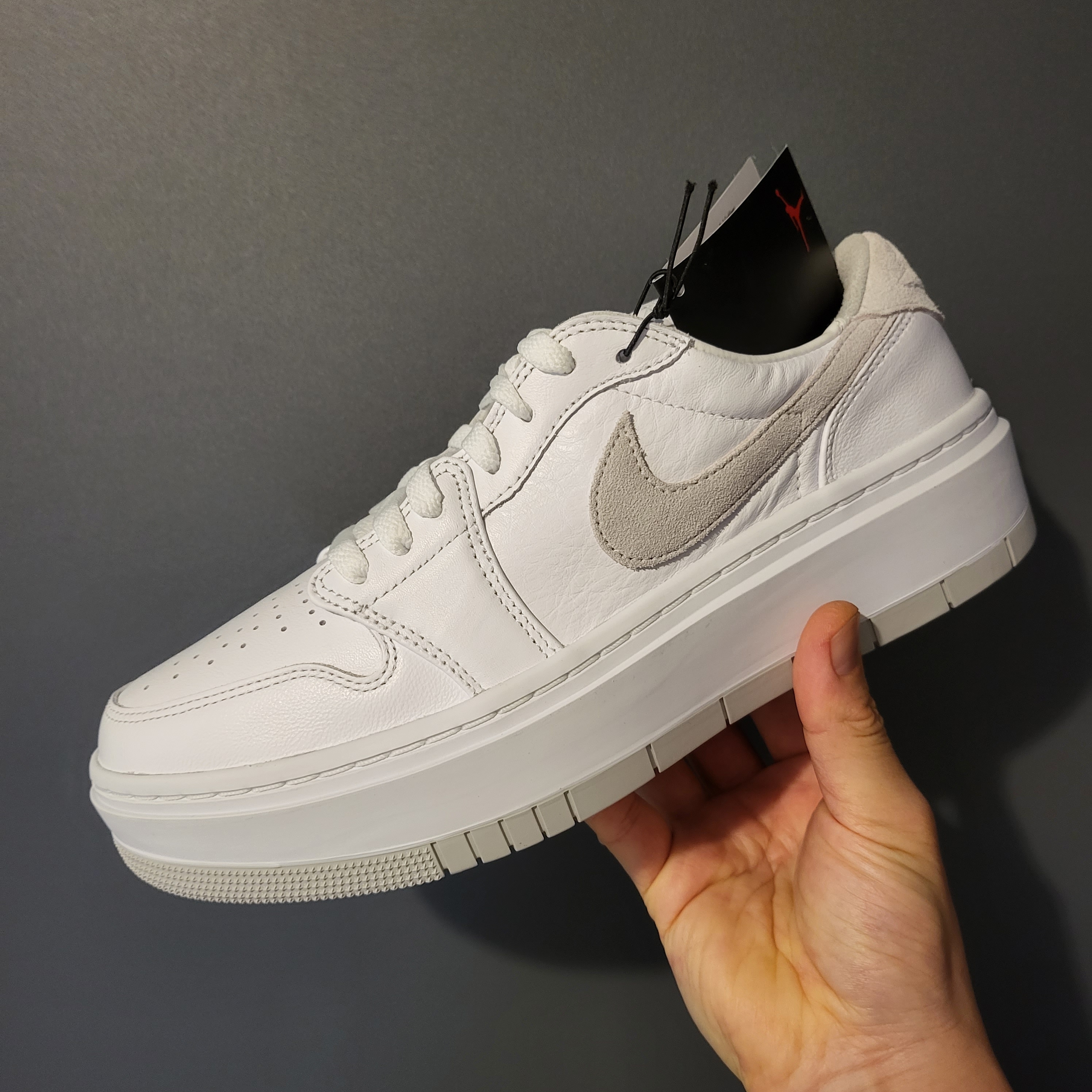 (W) Jordan 1 Elevate Low White Wolf Grey 착용 스타일