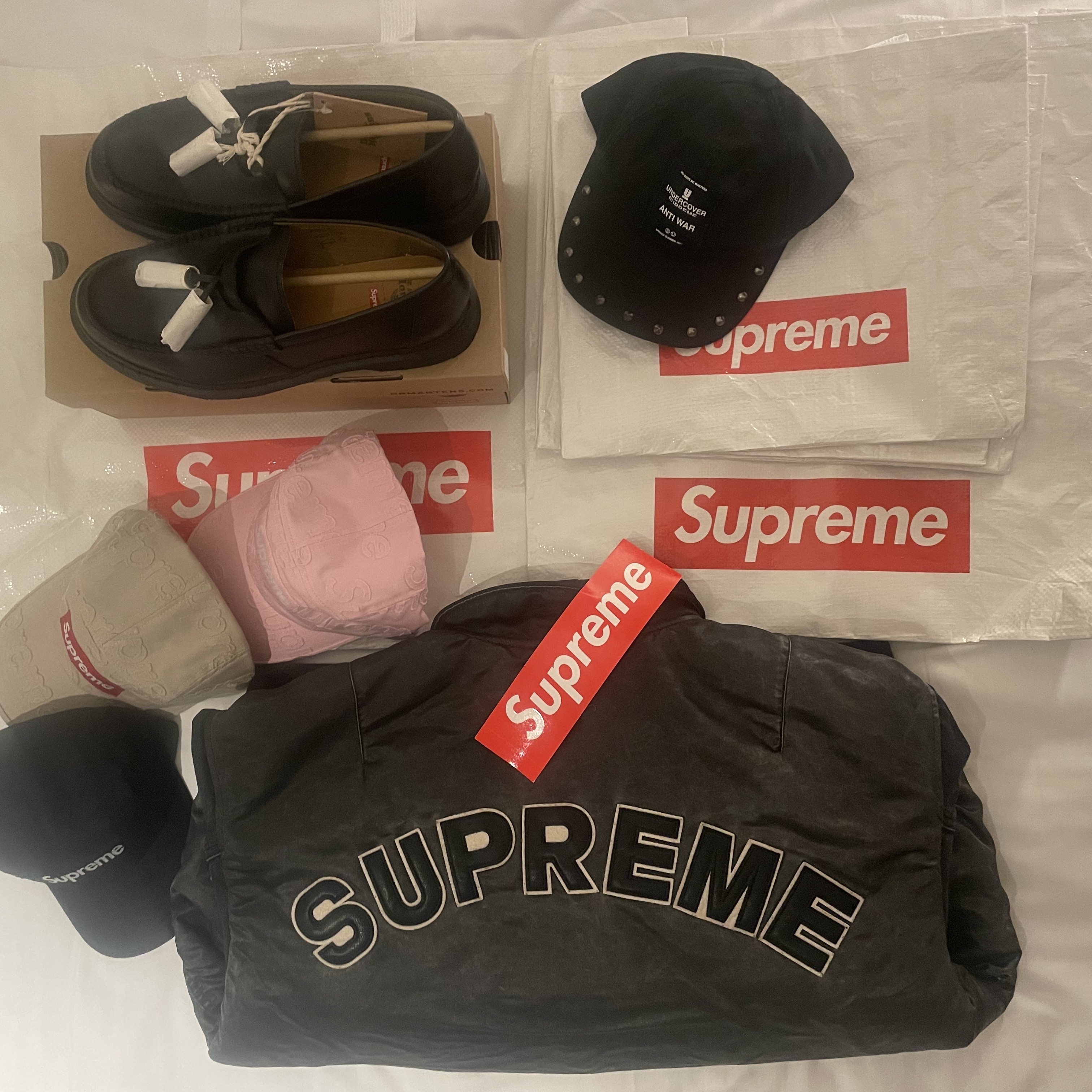 Dr. Martens x Supreme Penton Tassel Loafer Black, Supreme x Undercover Studded 6-Panel Black - 23SS 착용 스타일