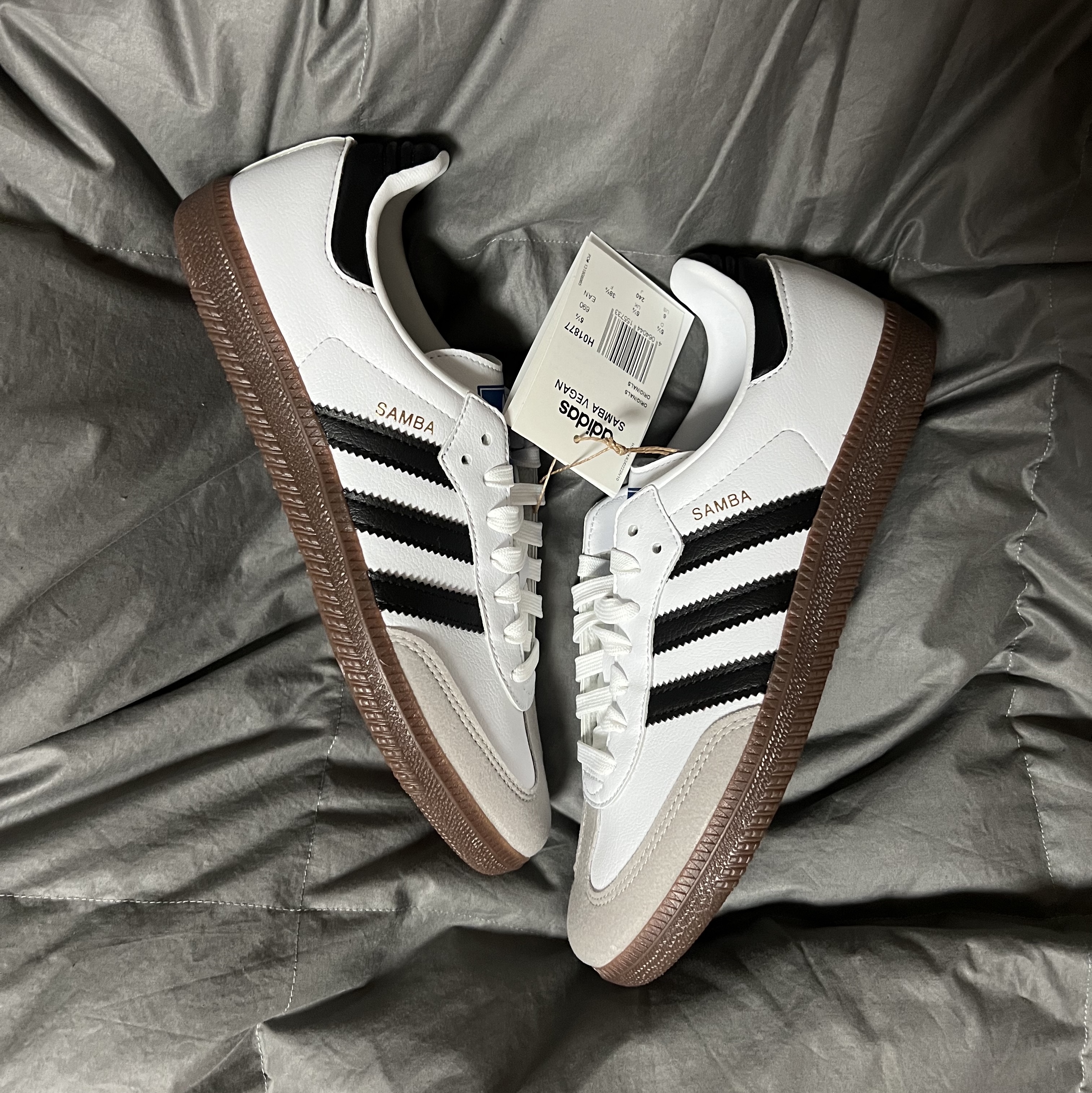 Adidas Samba Vegan White Black 착용 스타일