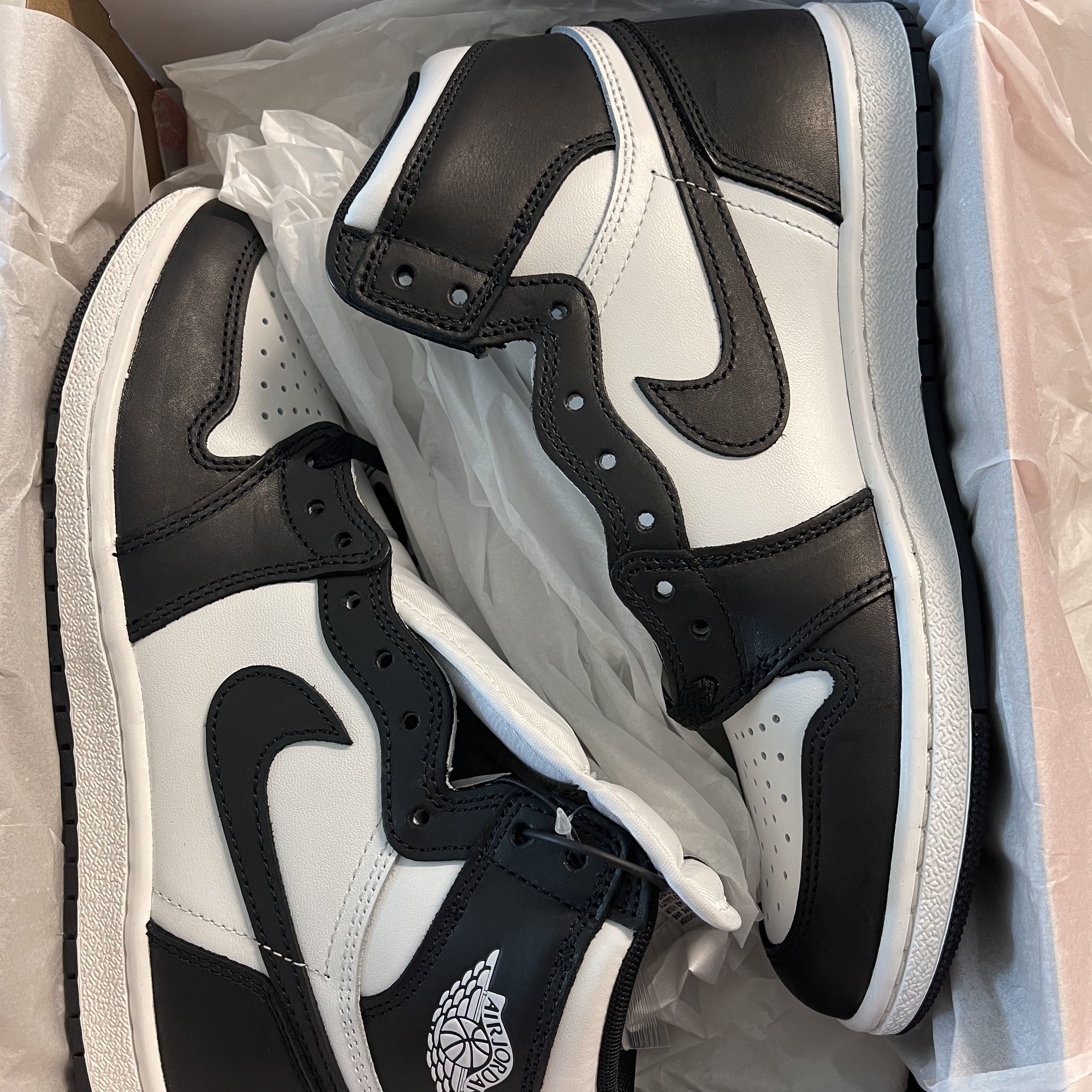 Jordan 1 High 85 Black White 착용 스타일 - 2