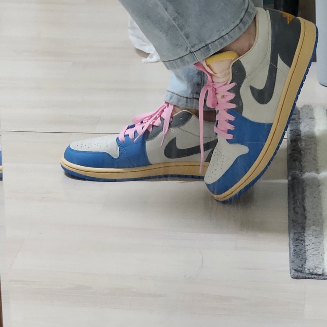 Jordan 1 Low SE Tokyo 96 착용 스타일 - 1