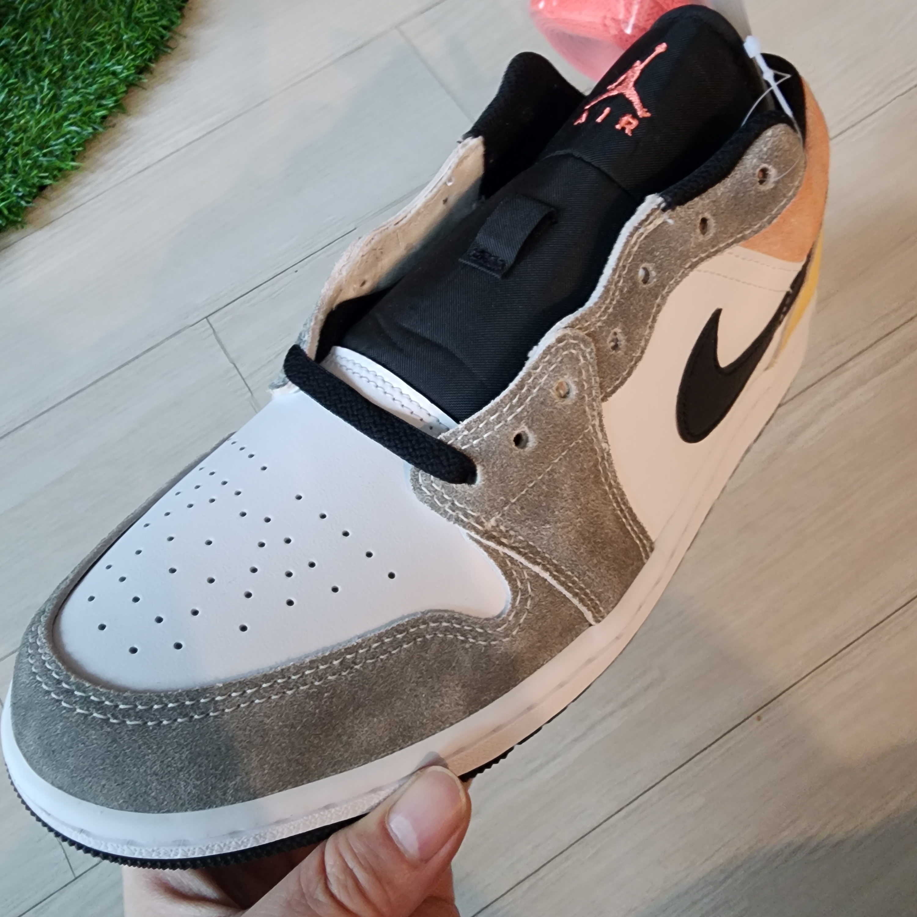 Jordan 1 Low SE Flight Club 착용 스타일 - 2