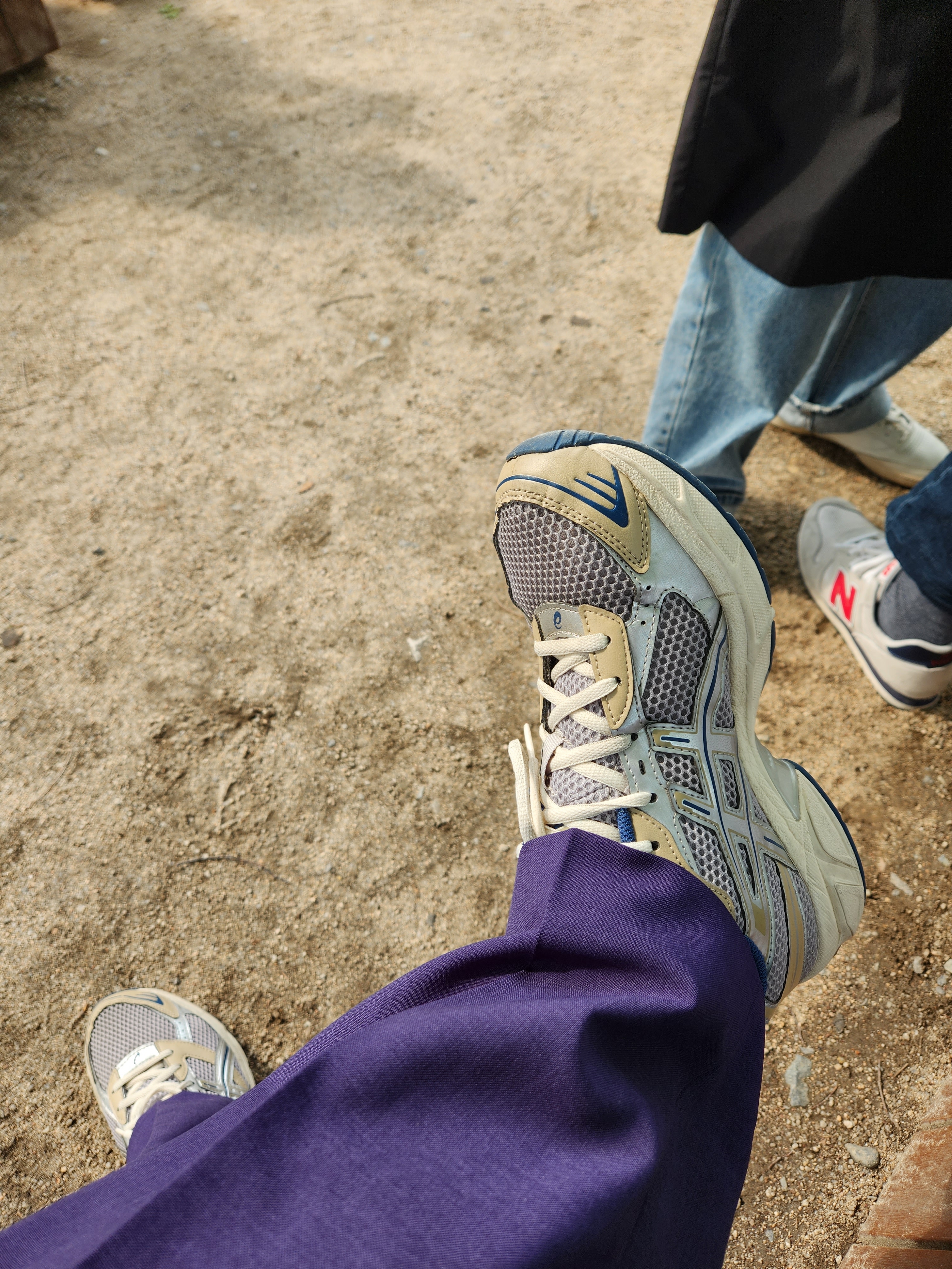 Asics Gel-1130 Oyster Grey Pure Silver, Uniqlo x Marni Wide Fit Pleated Trousers Blue 착용 스타일