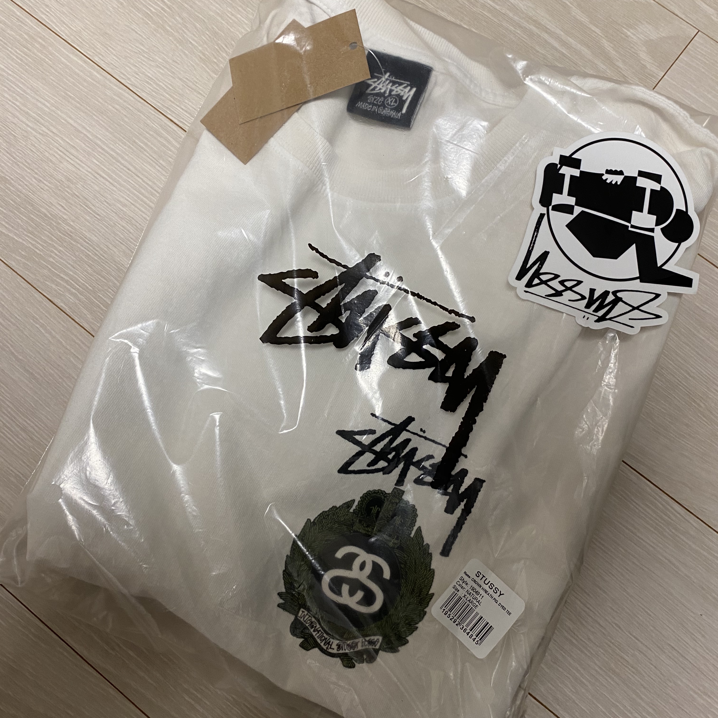 Stussy Crown Wreath Pigment Dyed T-Shirt Natural 착용 스타일
