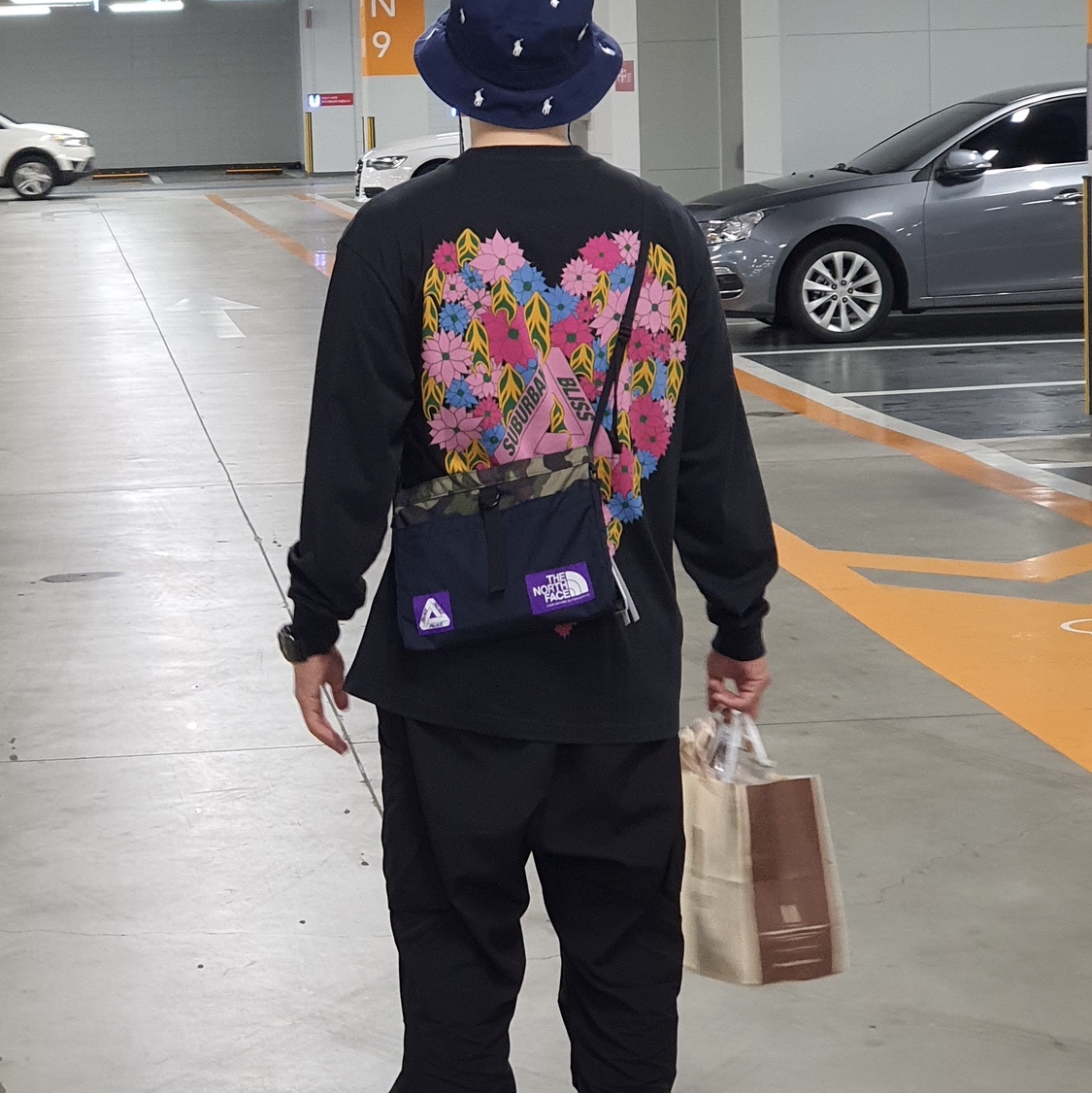 Palace x The North Face Purple Label Cordura Nylon Shoulder Bag Navy 착용 스타일