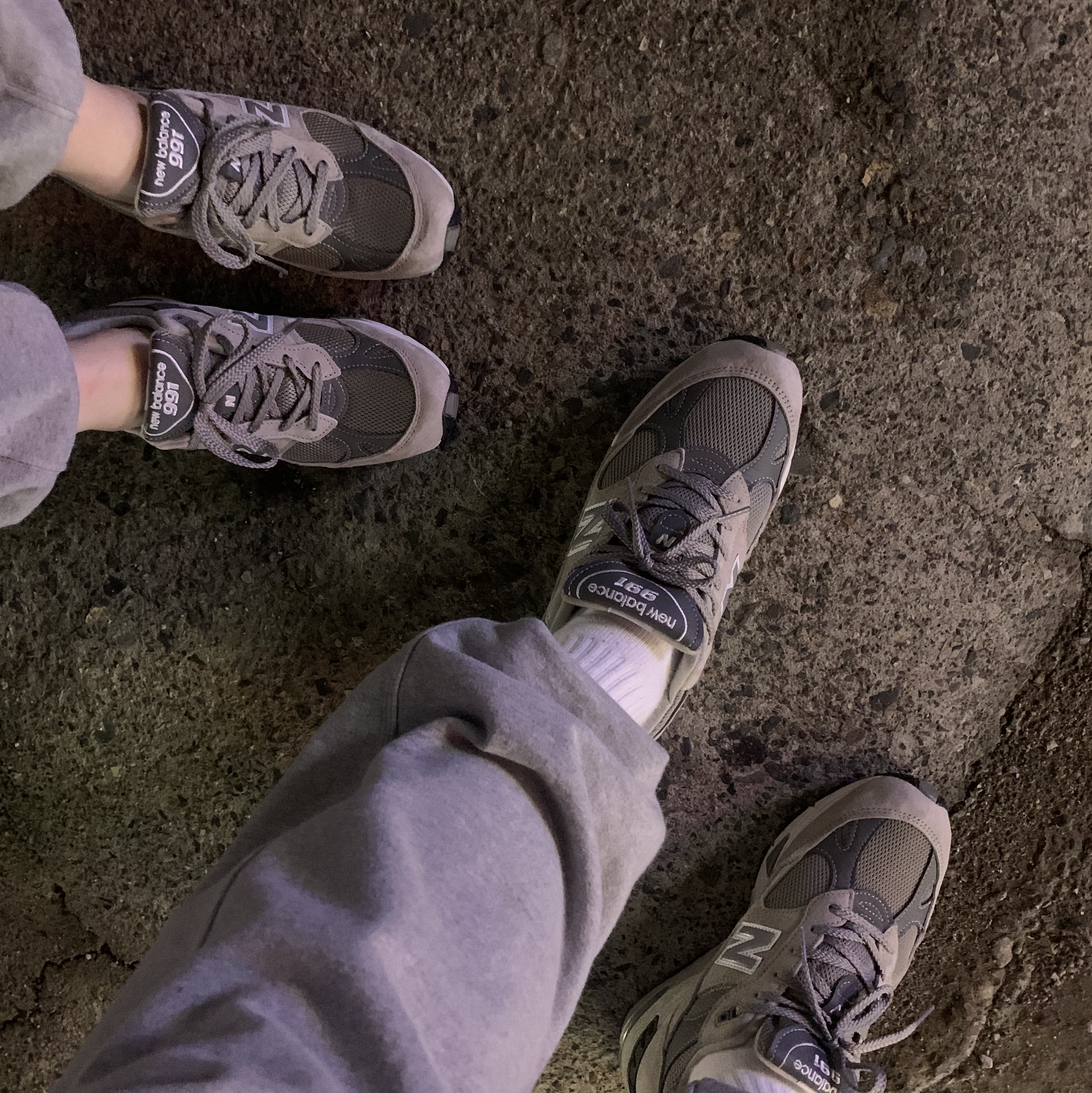 (W) New Balance 991 Made in UK Grey, New Balance 991 Made in UK Grey 착용 스타일