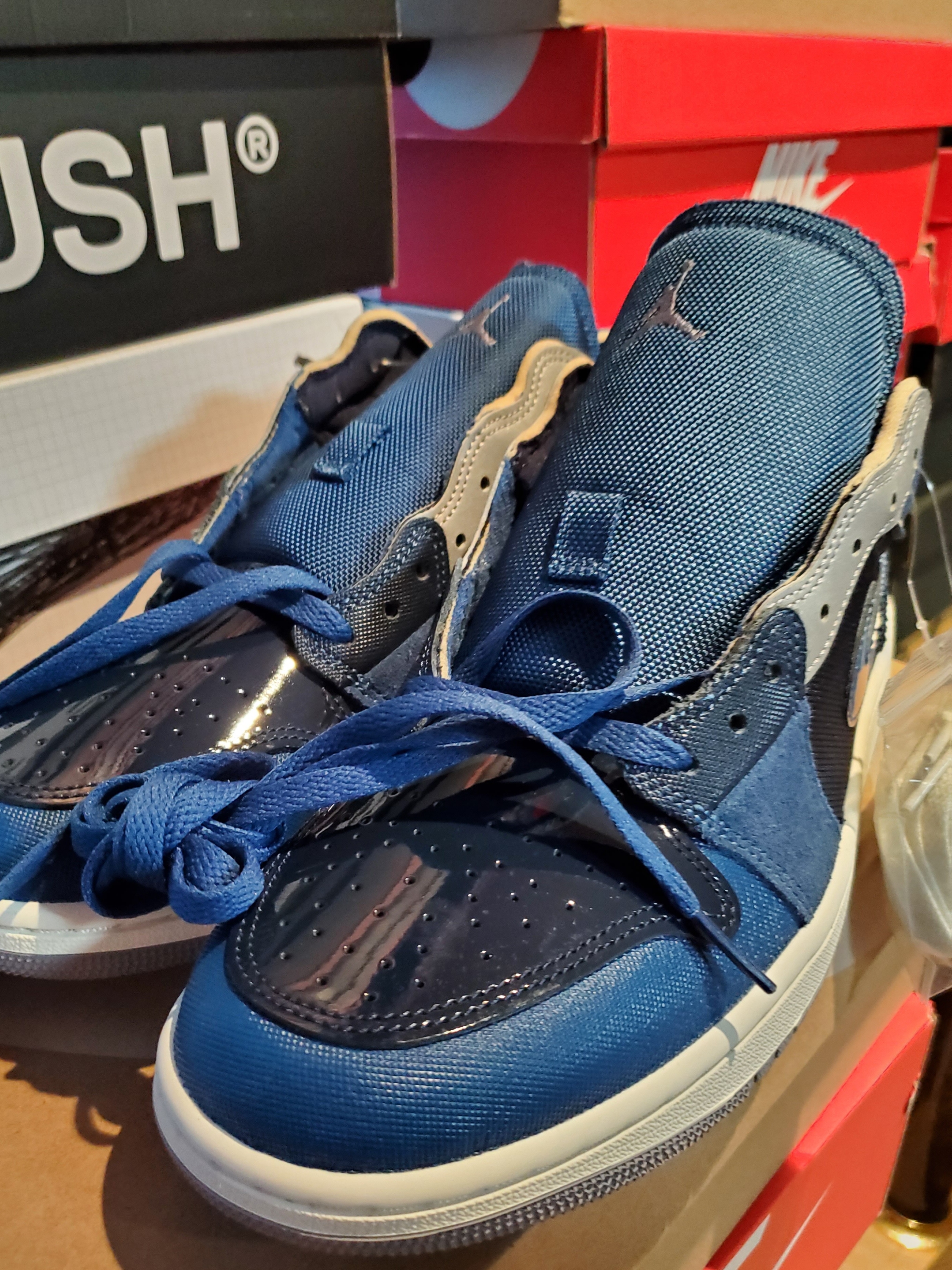 Jordan 1 Low SE Craft Obsidian 착용 스타일 - 3