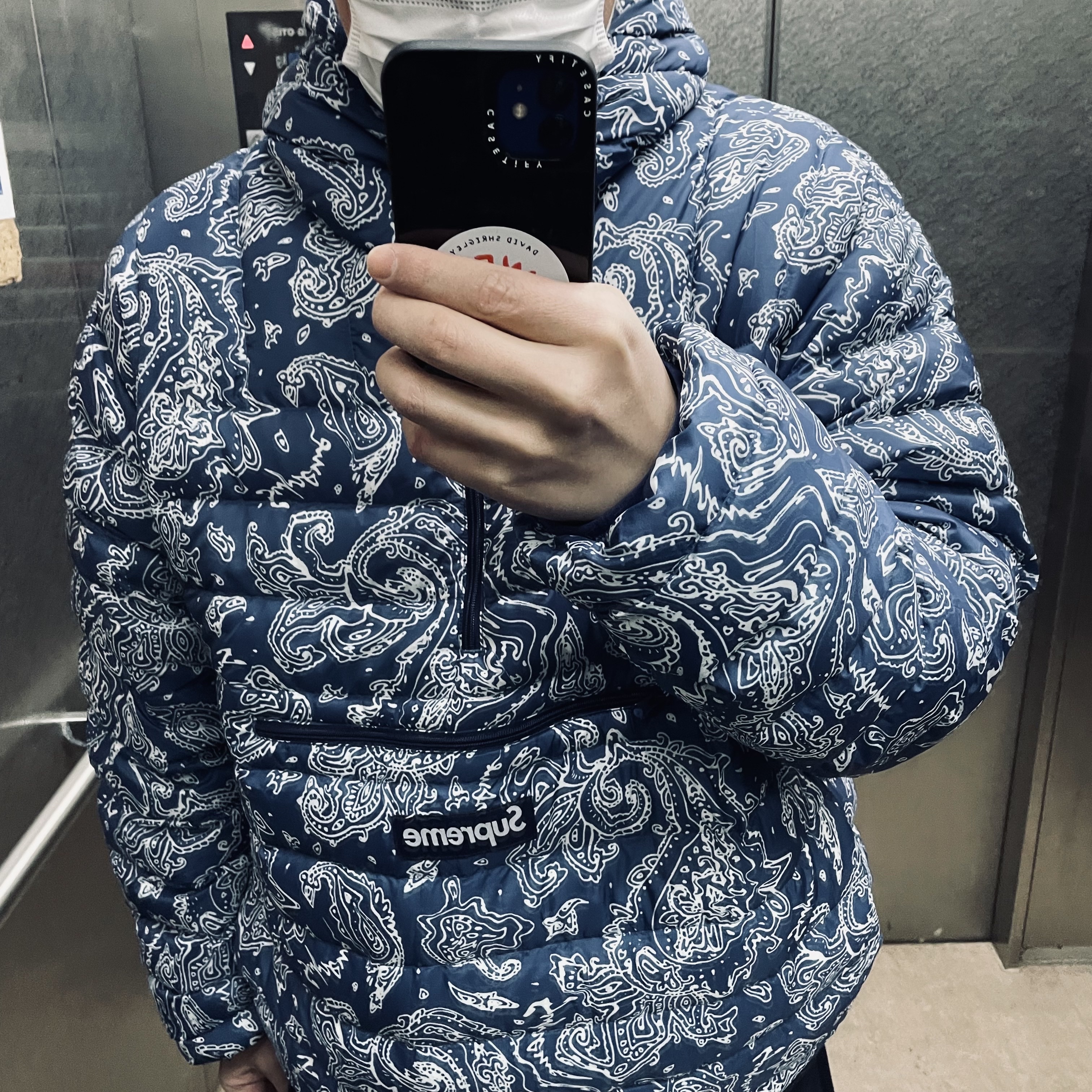 Supreme Micro Down Half Zip Hooded Pullover Blue Paisley - 22FW 착용 스타일