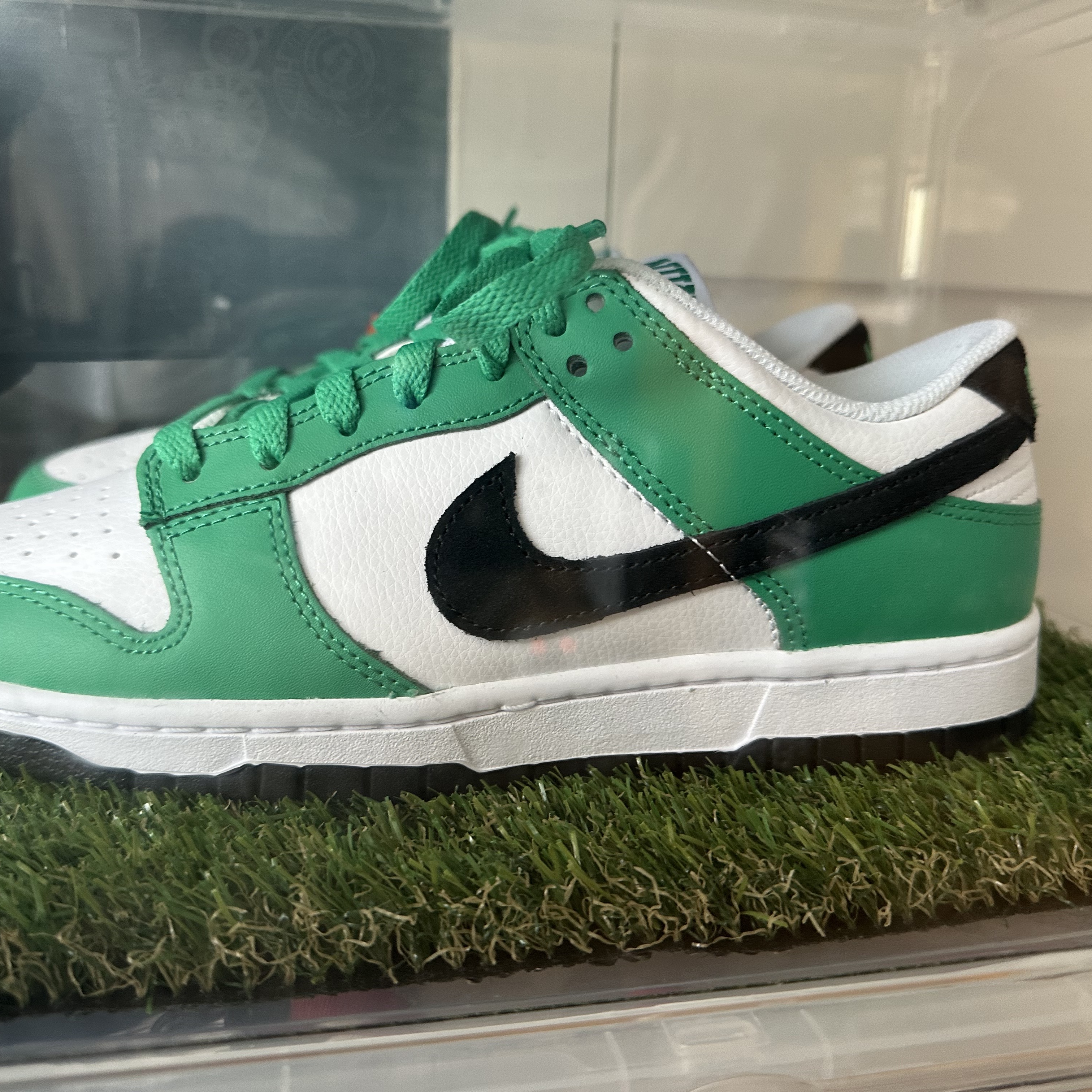 Nike Dunk Low White Green 착용 스타일