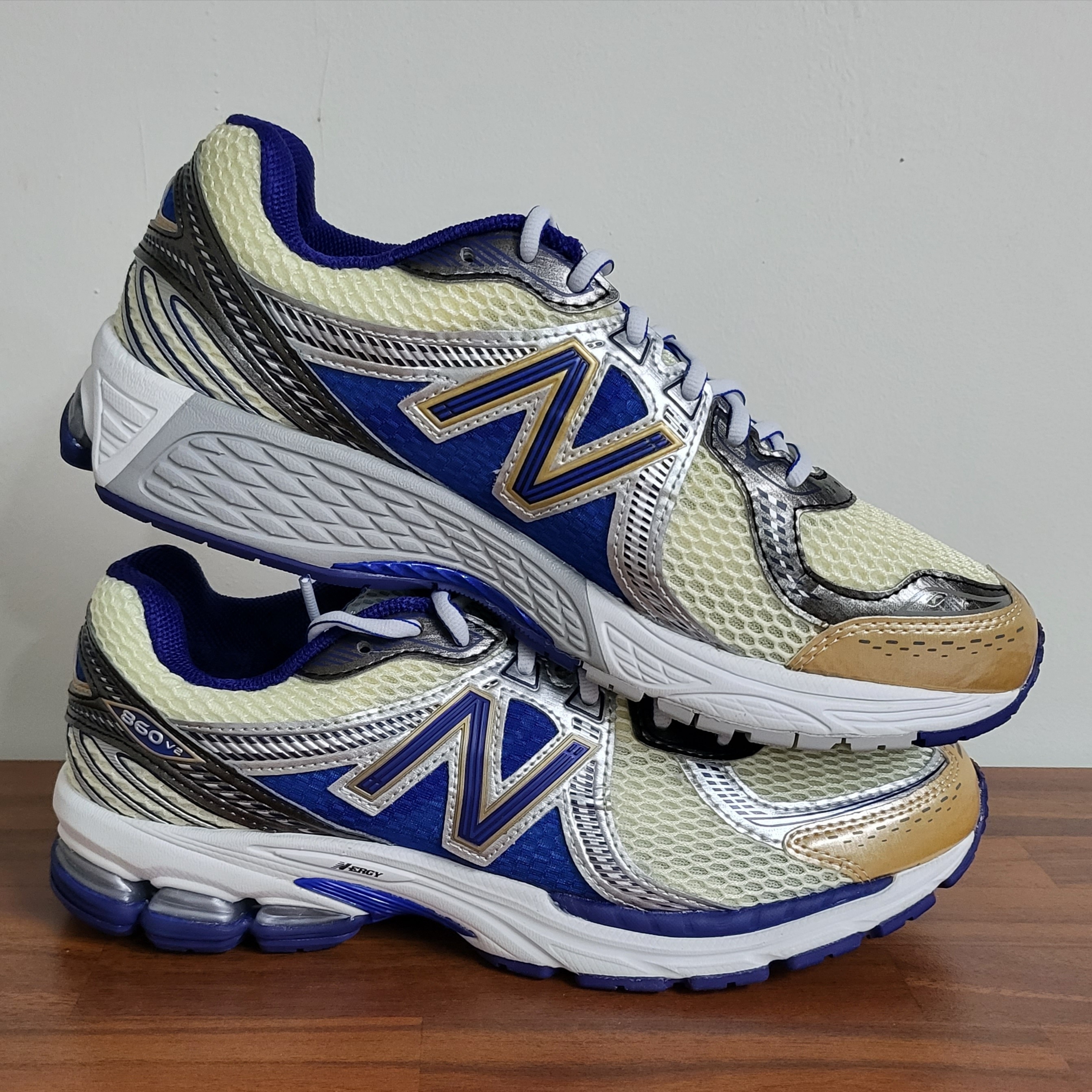 New Balance x Aime Leon Dore 860v2 Blue 착용 스타일 - 1
