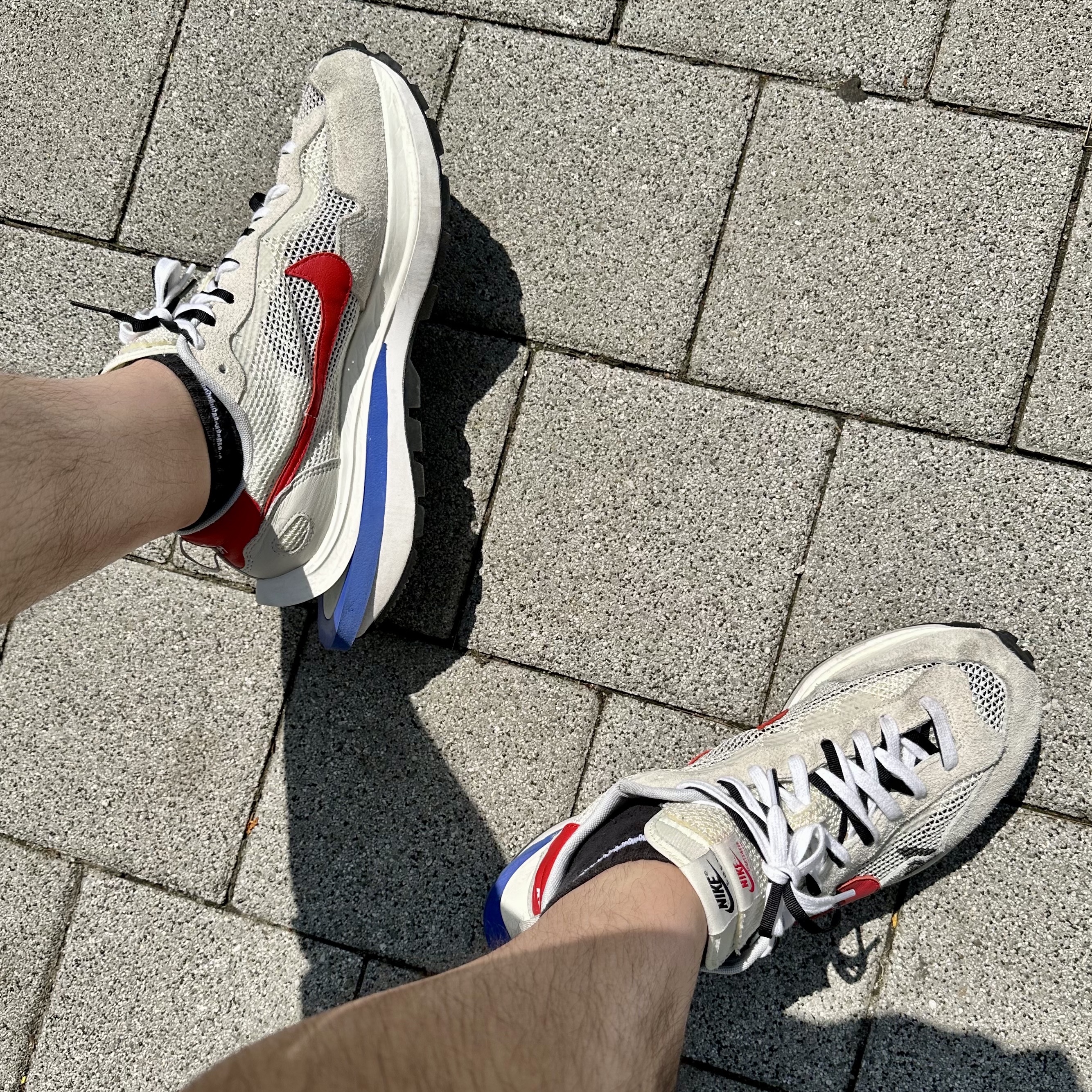Nike x Sacai VaporWaffle Royal Fuchsia 착용 스타일