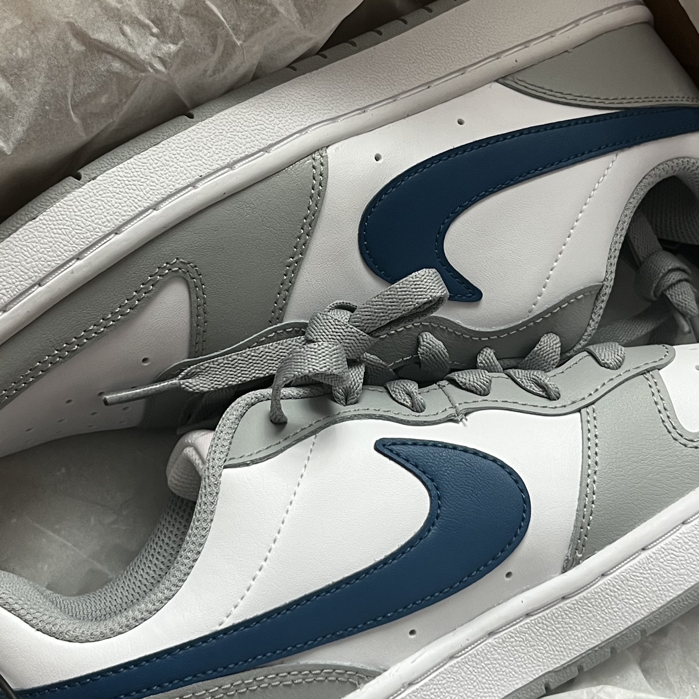 (GS) Nike Court Borough Low 2 Light Smoke Grey 착용 스타일