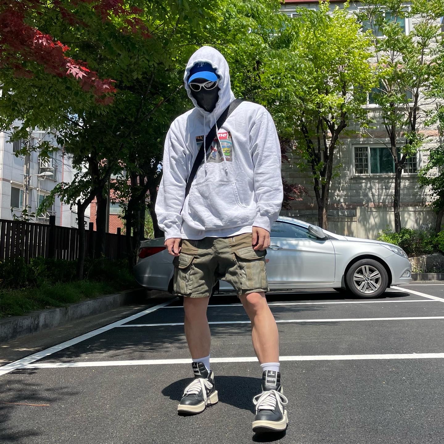 Supreme x Thrasher Hooded Sweatshirt Ash Grey - 21FW, Converse x Drkshdw Turbowpn Black Cream 착용 스타일 - 2