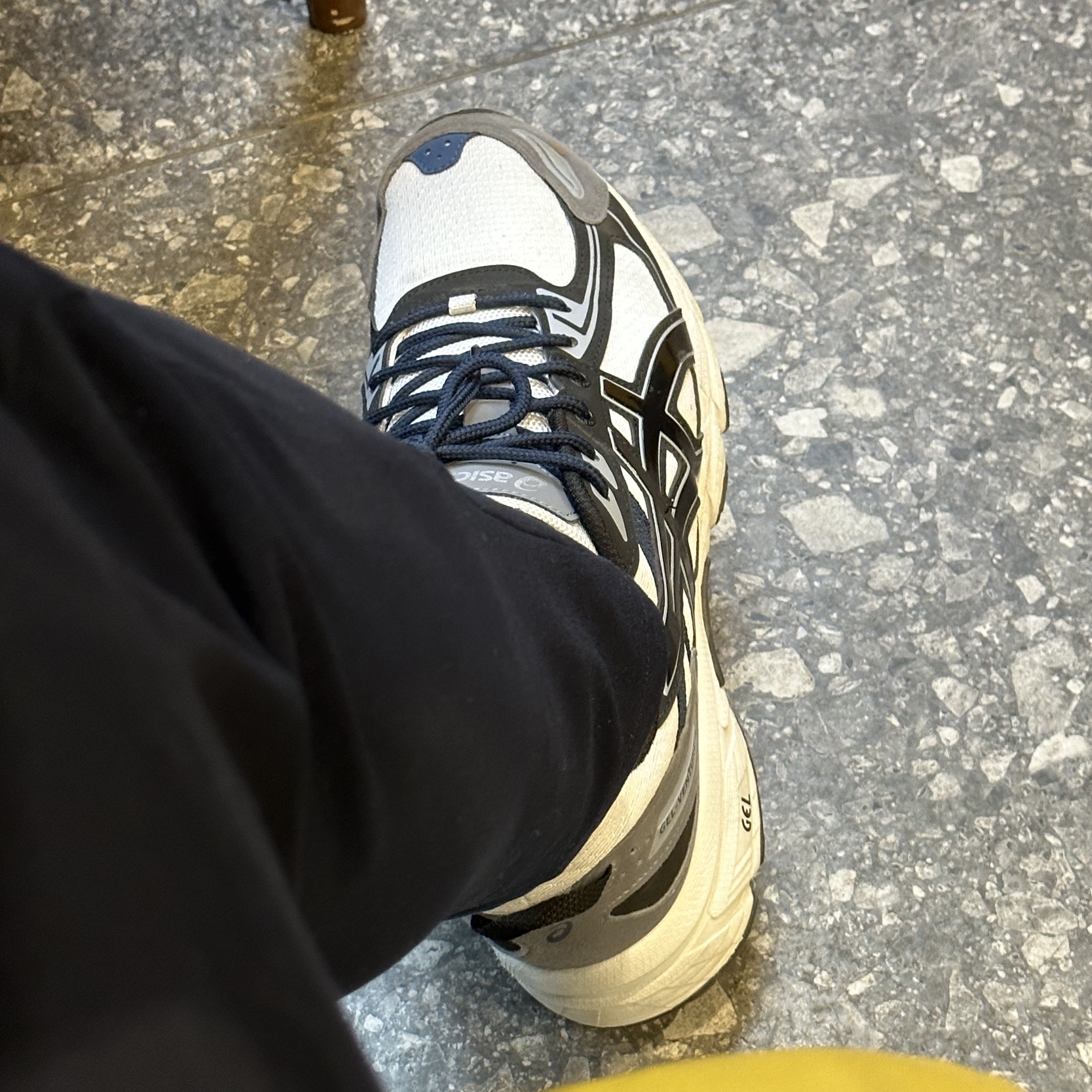 Asics Gel-Venture 6 SPS Glacier Grey 착용 스타일