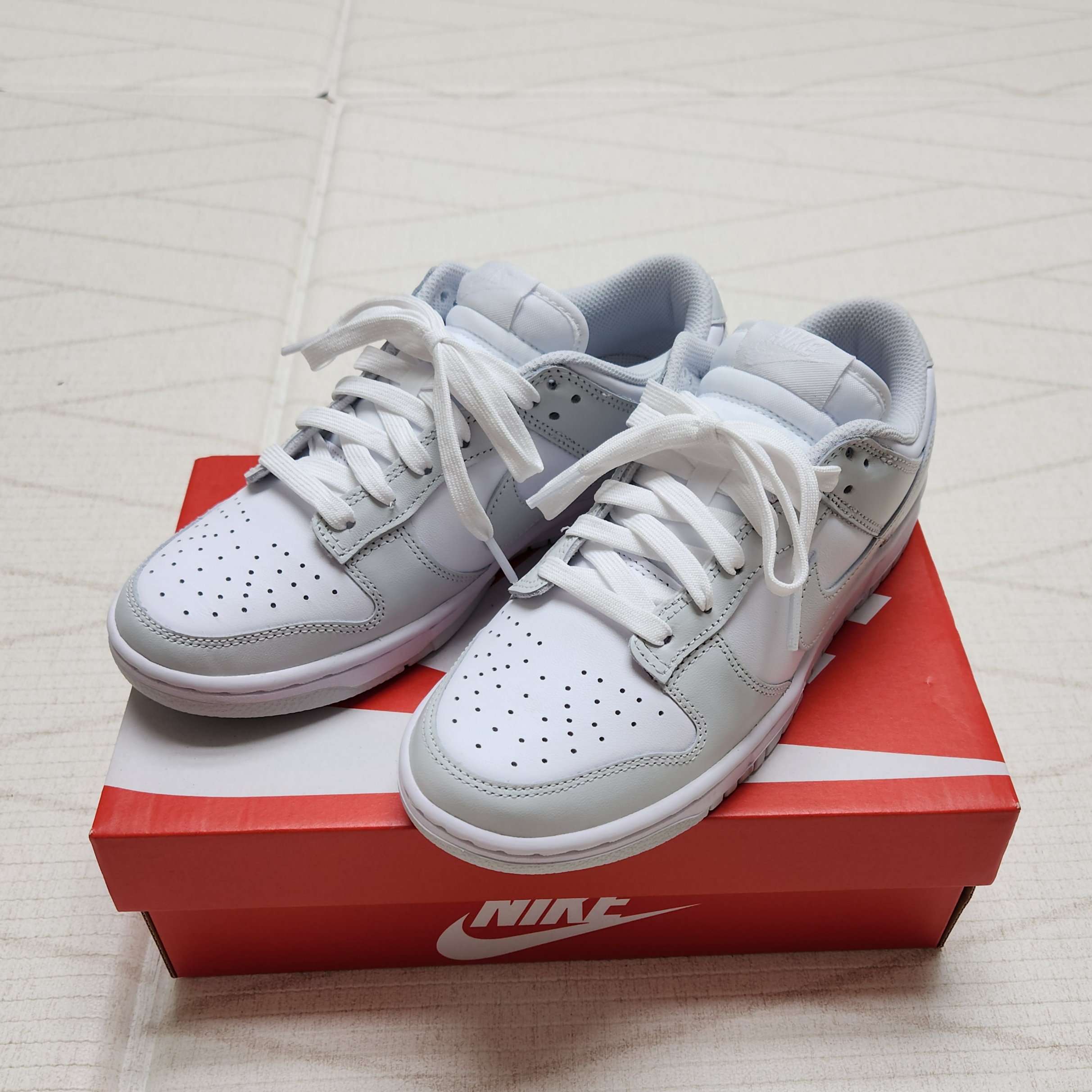 (W) Nike Dunk Low Photon Dust 착용 스타일 - 3
