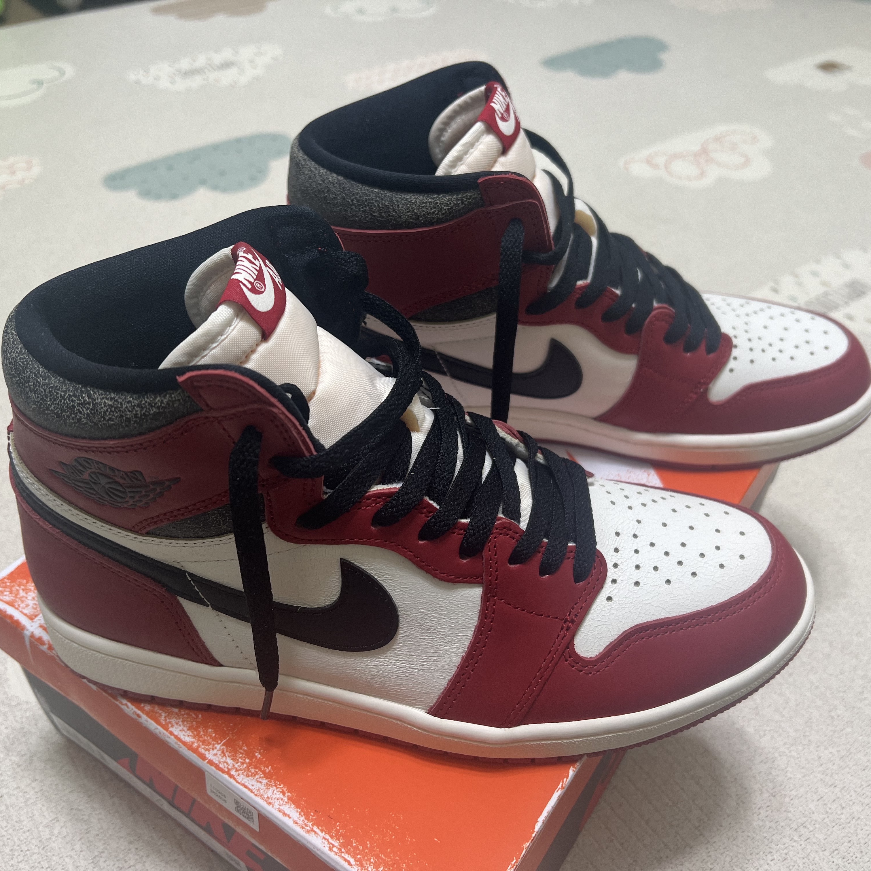 Jordan 1 Retro High OG Chicago 2022 착용 스타일 - 2
