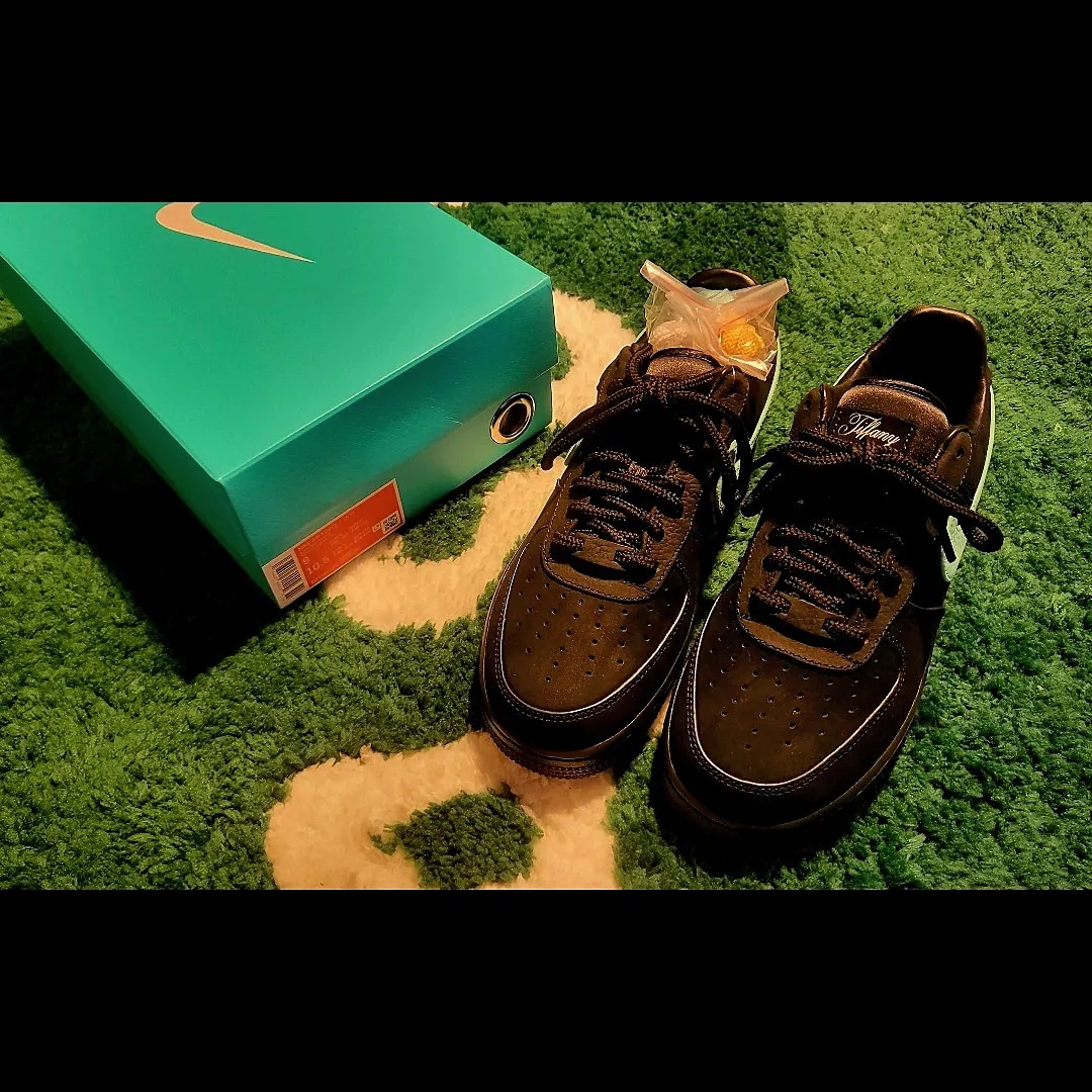 Nike x Tiffany & Co. Air Force 1 Low SP 1837 착용 스타일 - 2