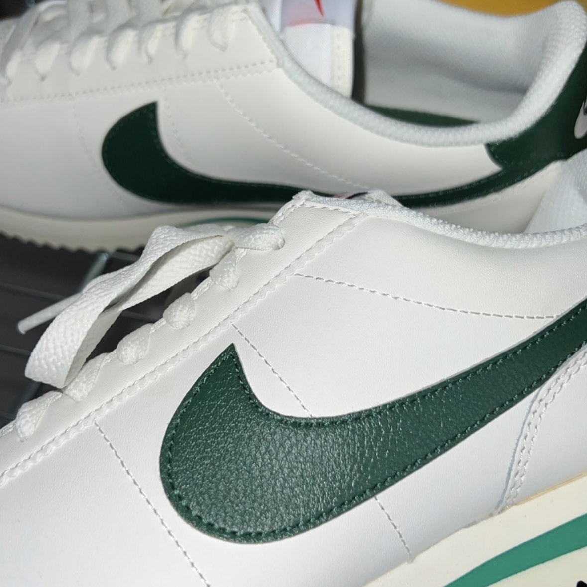 (W) Nike Cortez Gorge Green and Malachite 착용 스타일 - 1