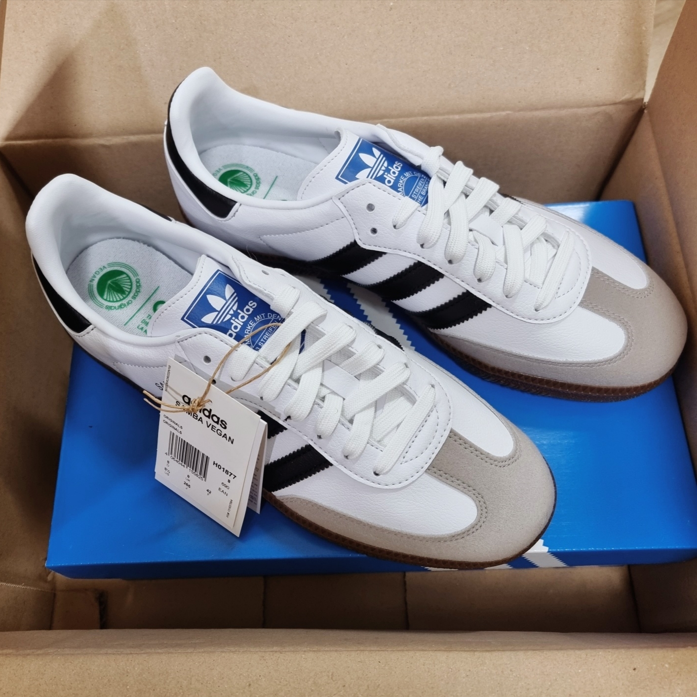 Adidas Samba Vegan White Black 착용 스타일