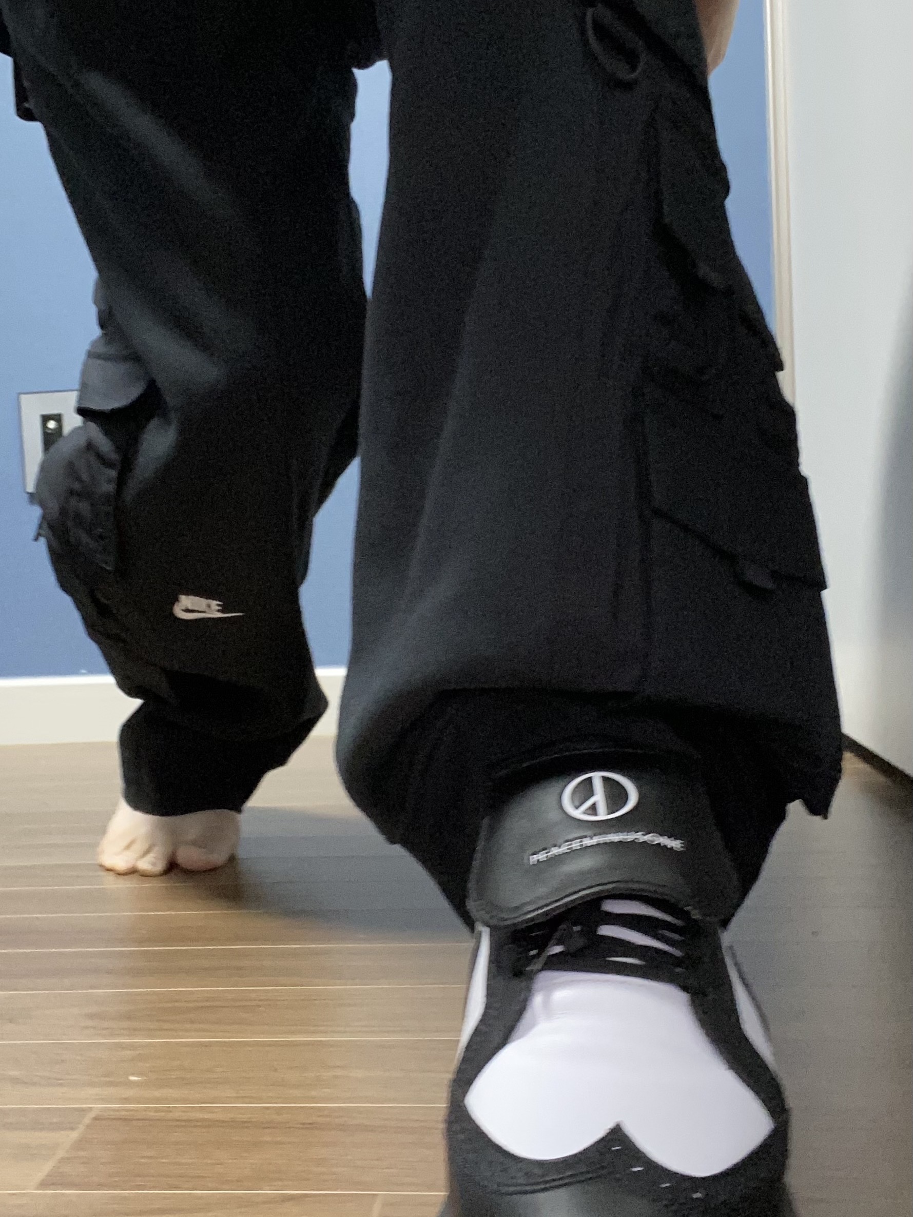 Nike x Peaceminusone Wide Pants Black (DR0096-010) 착용 스타일