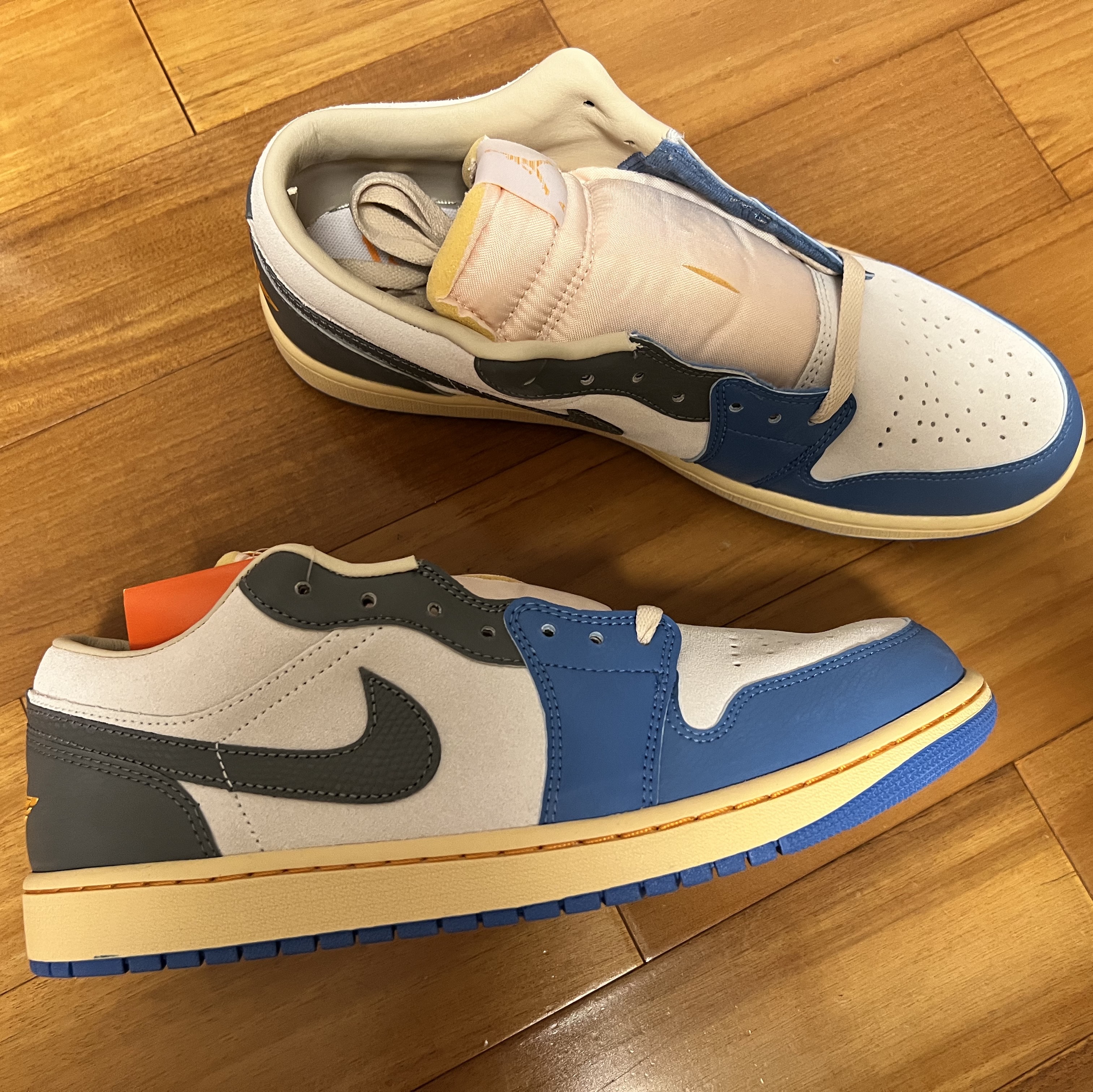 Jordan 1 Low SE Tokyo 96 착용 스타일