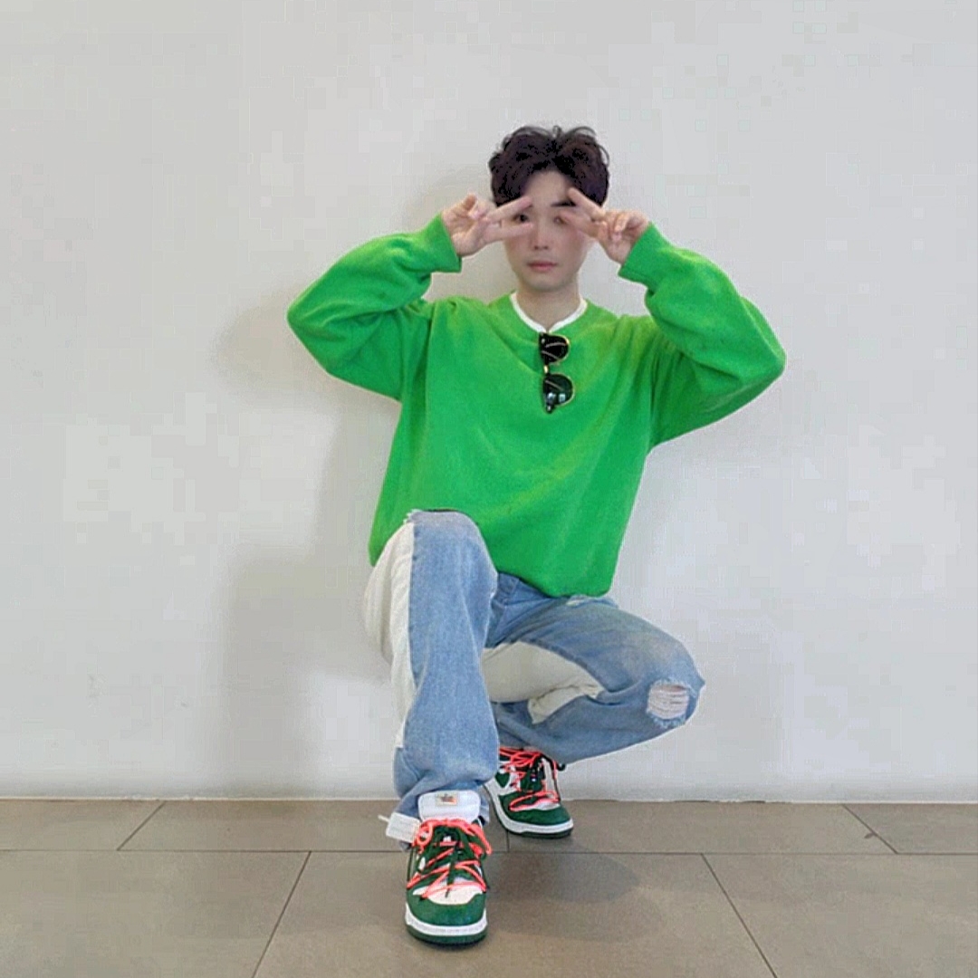 Nike x Off-White Dunk Low Pine Green 착용 스타일 - 3