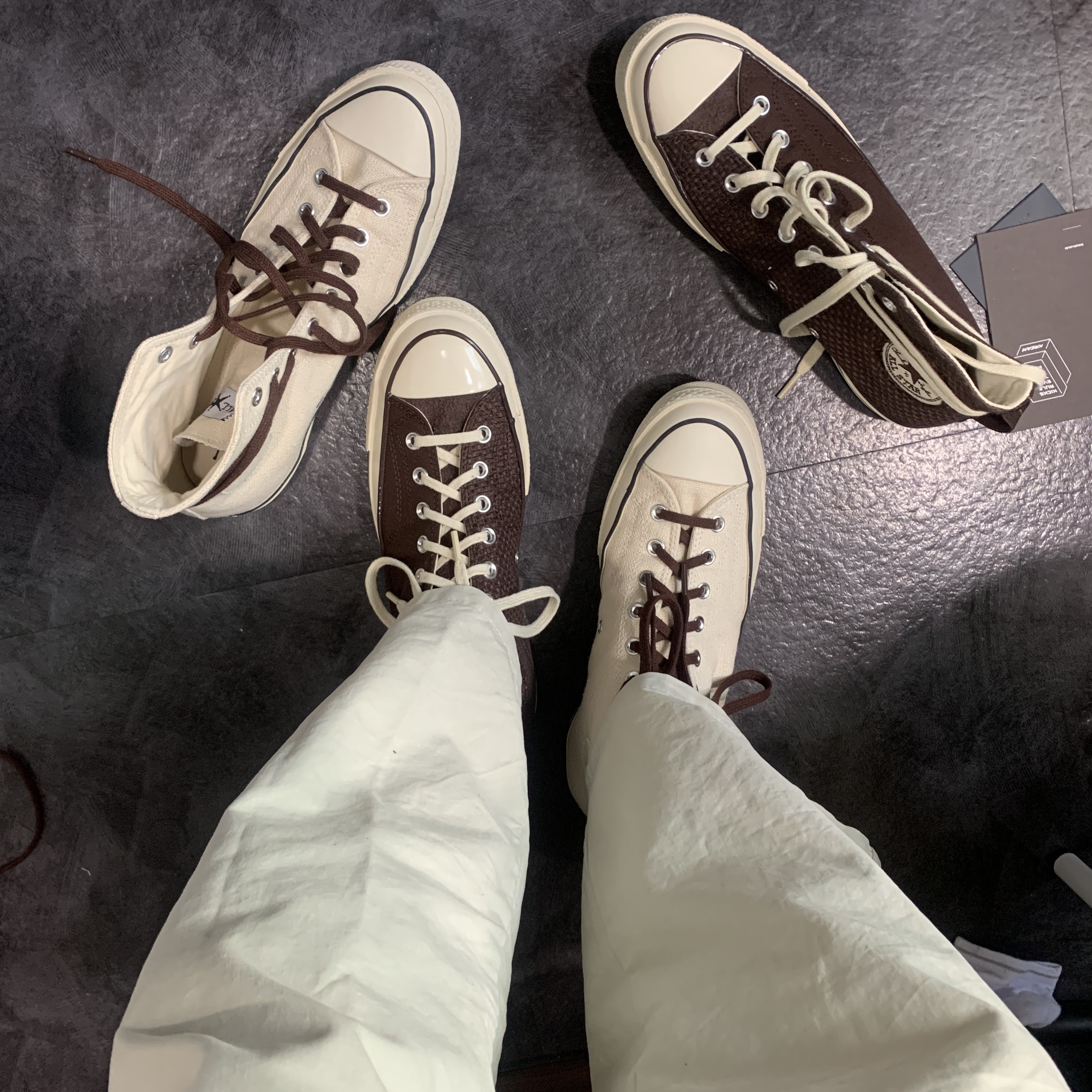 Converse x Notre Chuck 70 High Deep Mahogany, Converse x Stussy Chuck 70 High Natural Ivory 착용 스타일 - 1