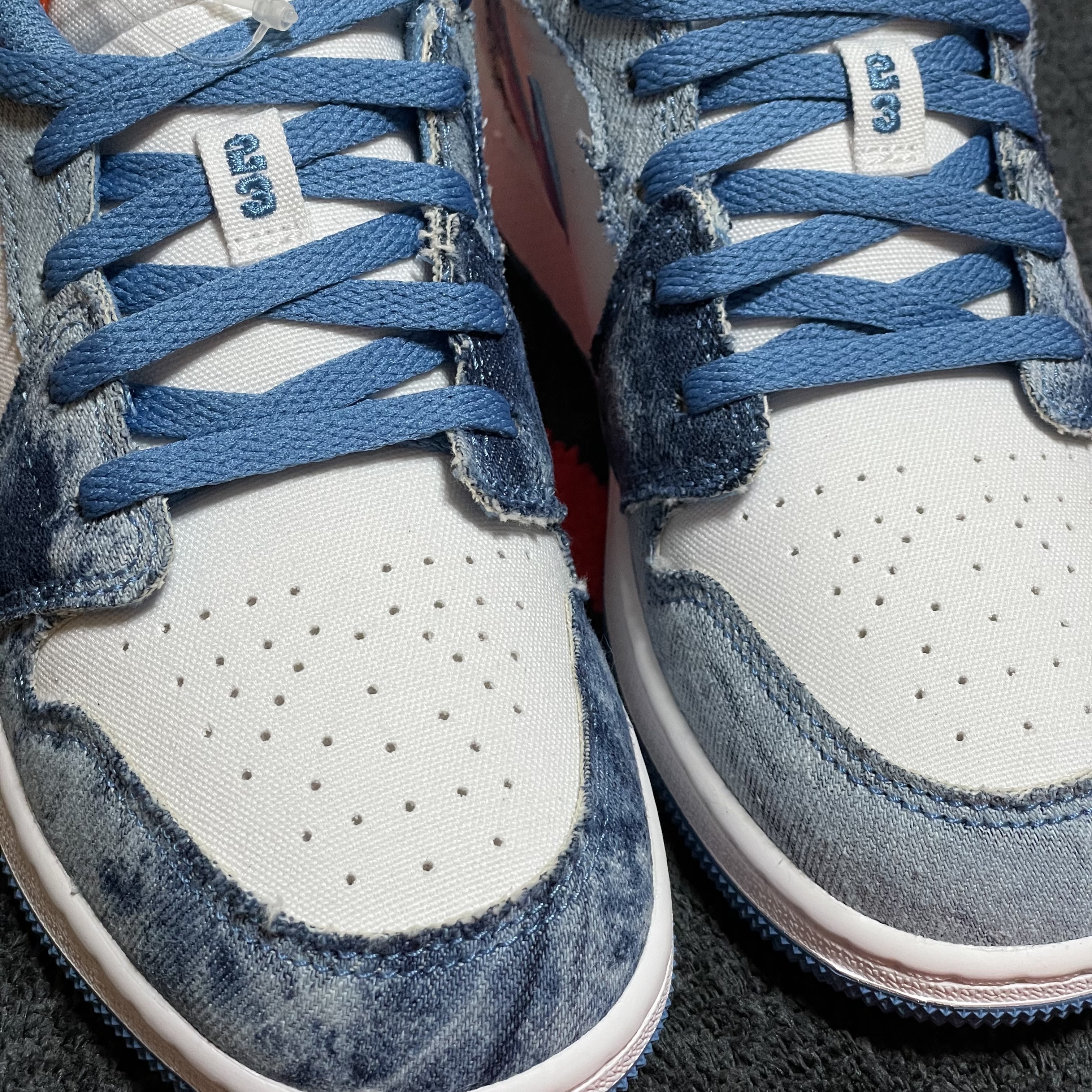 (GS) Jordan 1 Low Washed Denim 착용 스타일 - 2