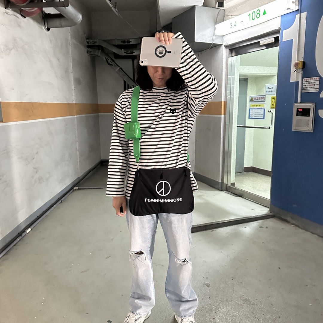 Nike x Peaceminusone Wide Pants Black (DR0096-010) 착용 스타일