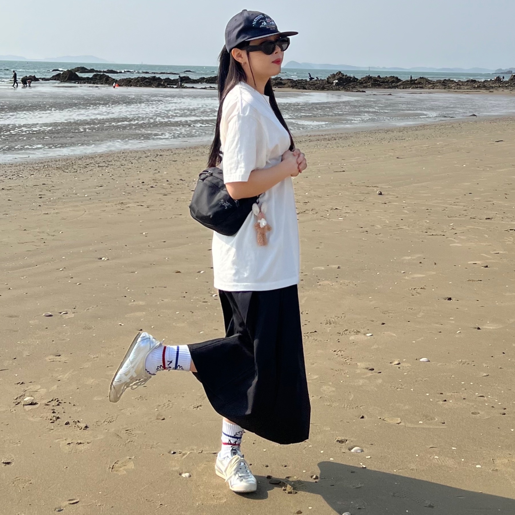 엔오르 네이티브 포레스트 볼캡 네이비, 오니츠카 타이거 멕시코 66 화이트 실버 착용 스타일
